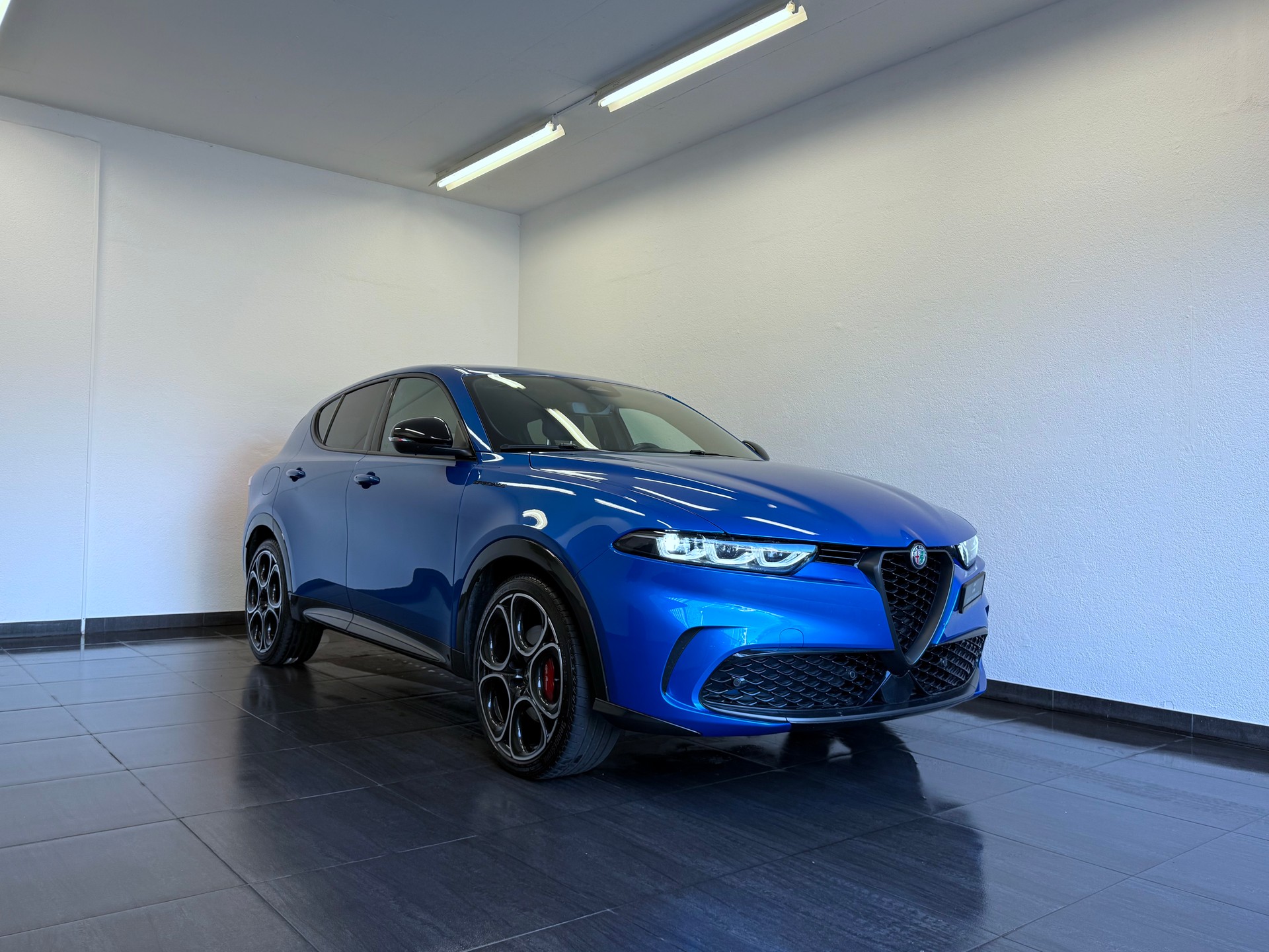 ALFA ROMEO Tonale 1.5 48V Hybrid Speciale-showroom-element-1