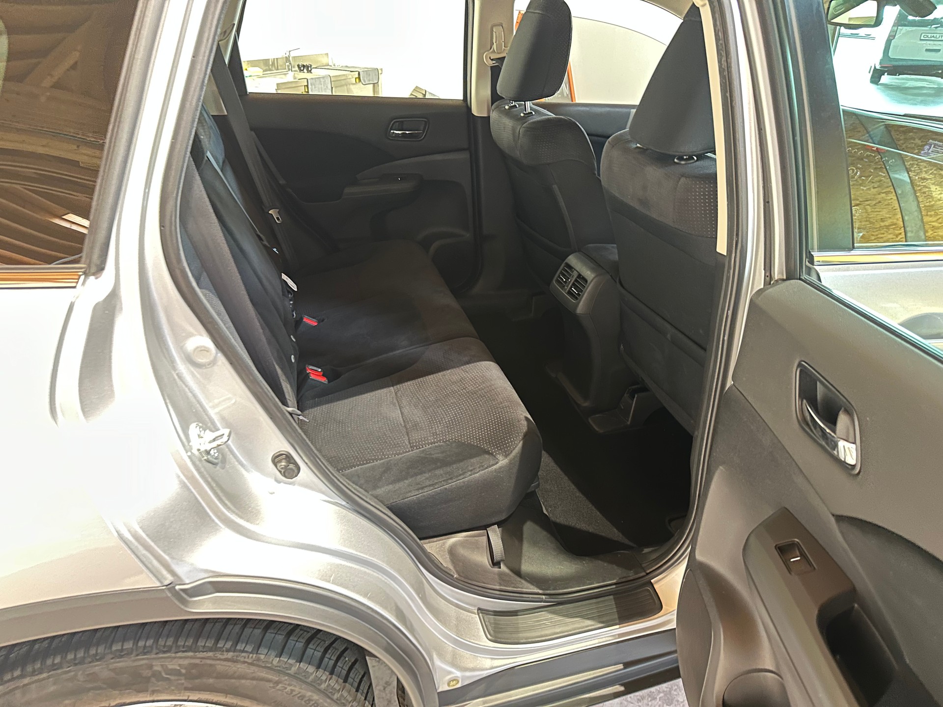 HONDA CR-V 2.2 i-DTEC Lifestyle 4WD Automatic/1. Jahr Garantie/Ab Service und MFK-image-18