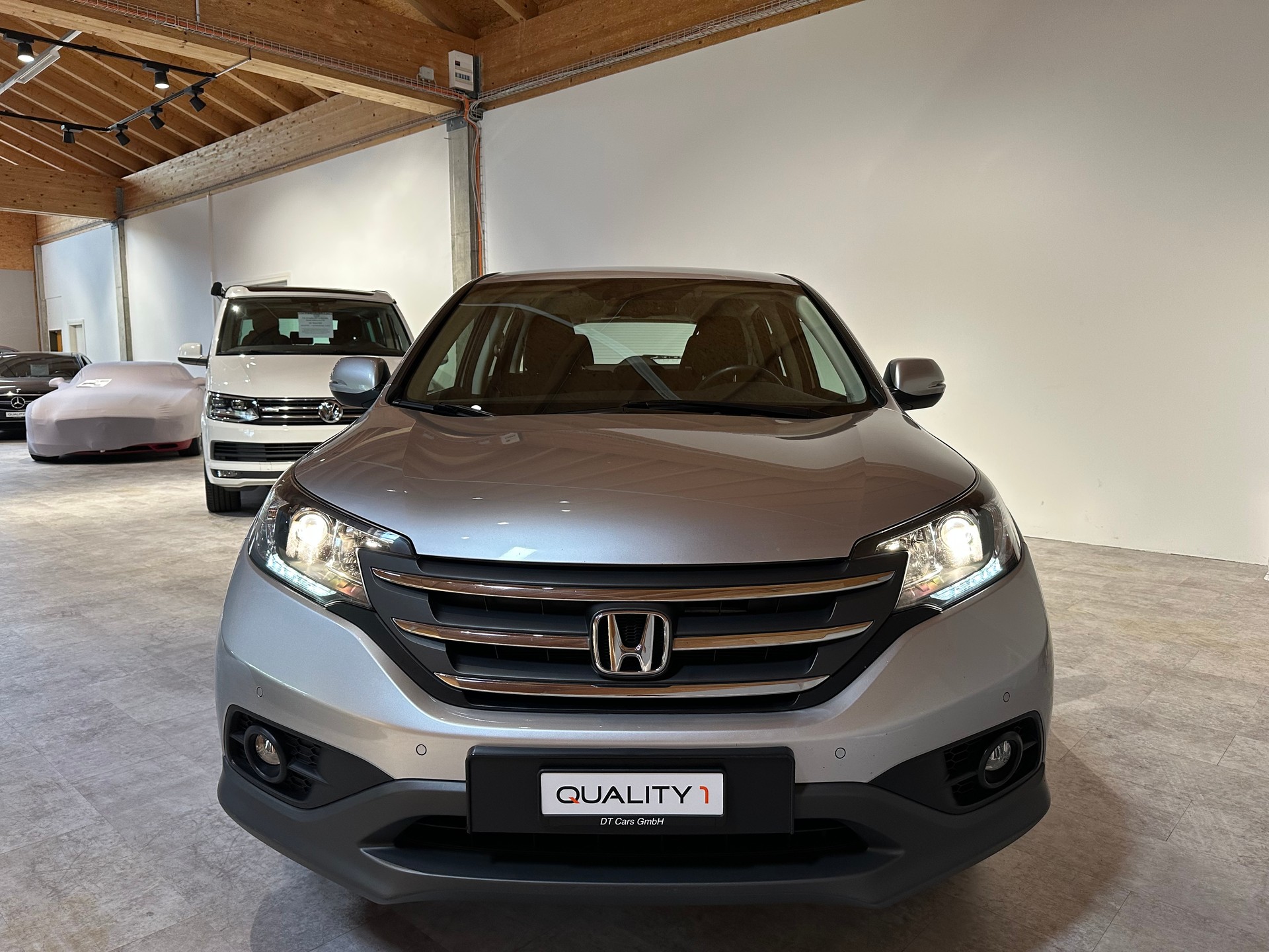 HONDA CR-V 2.2 i-DTEC Lifestyle 4WD Automatic/1. Jahr Garantie/Ab Service und MFK-showroom-element-1