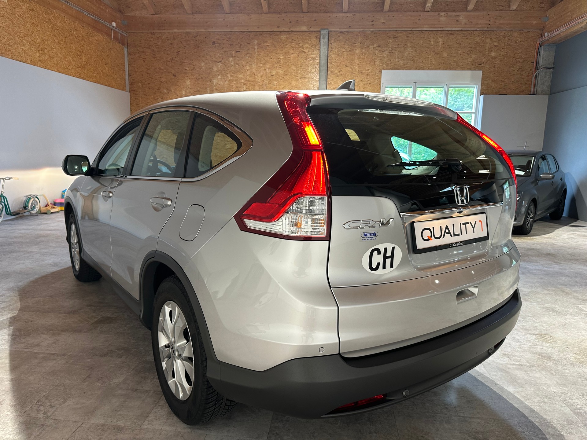HONDA CR-V 2.2 i-DTEC Lifestyle 4WD Automatic/1. Jahr Garantie/Ab Service und MFK-showroom-element-3