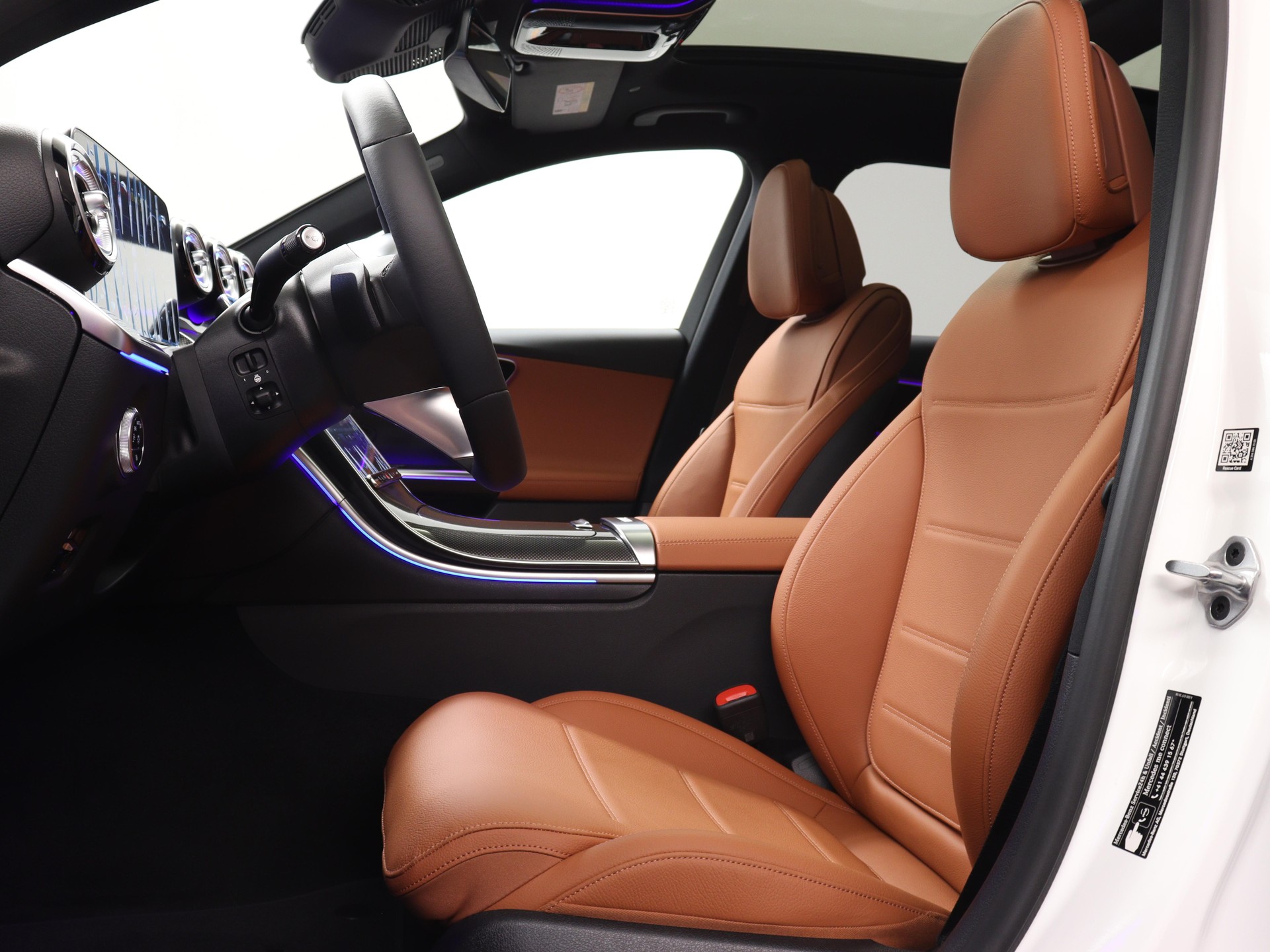 MERCEDES-BENZ C 200 All-Terrain Avantgarde 4matic Kombi-showroom-element-2