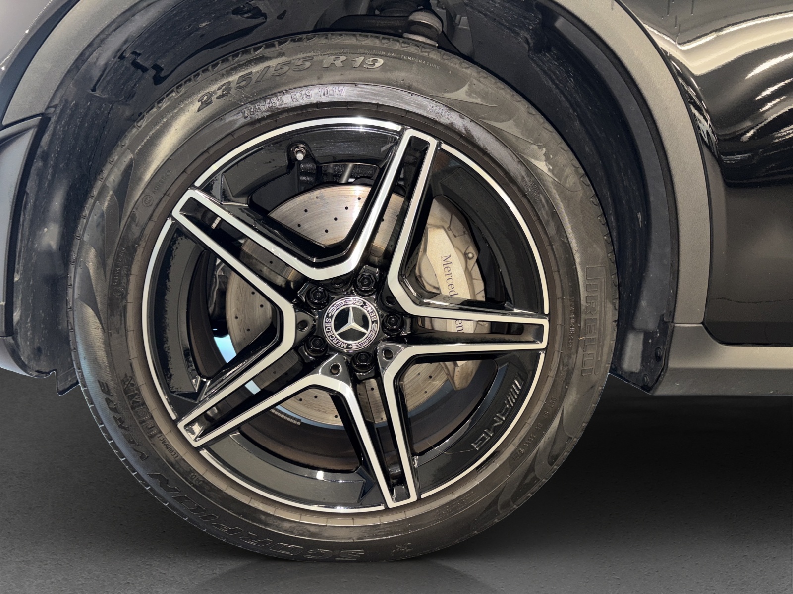 MERCEDES-BENZ GLC 200 AMG Line 4Matic-image-11