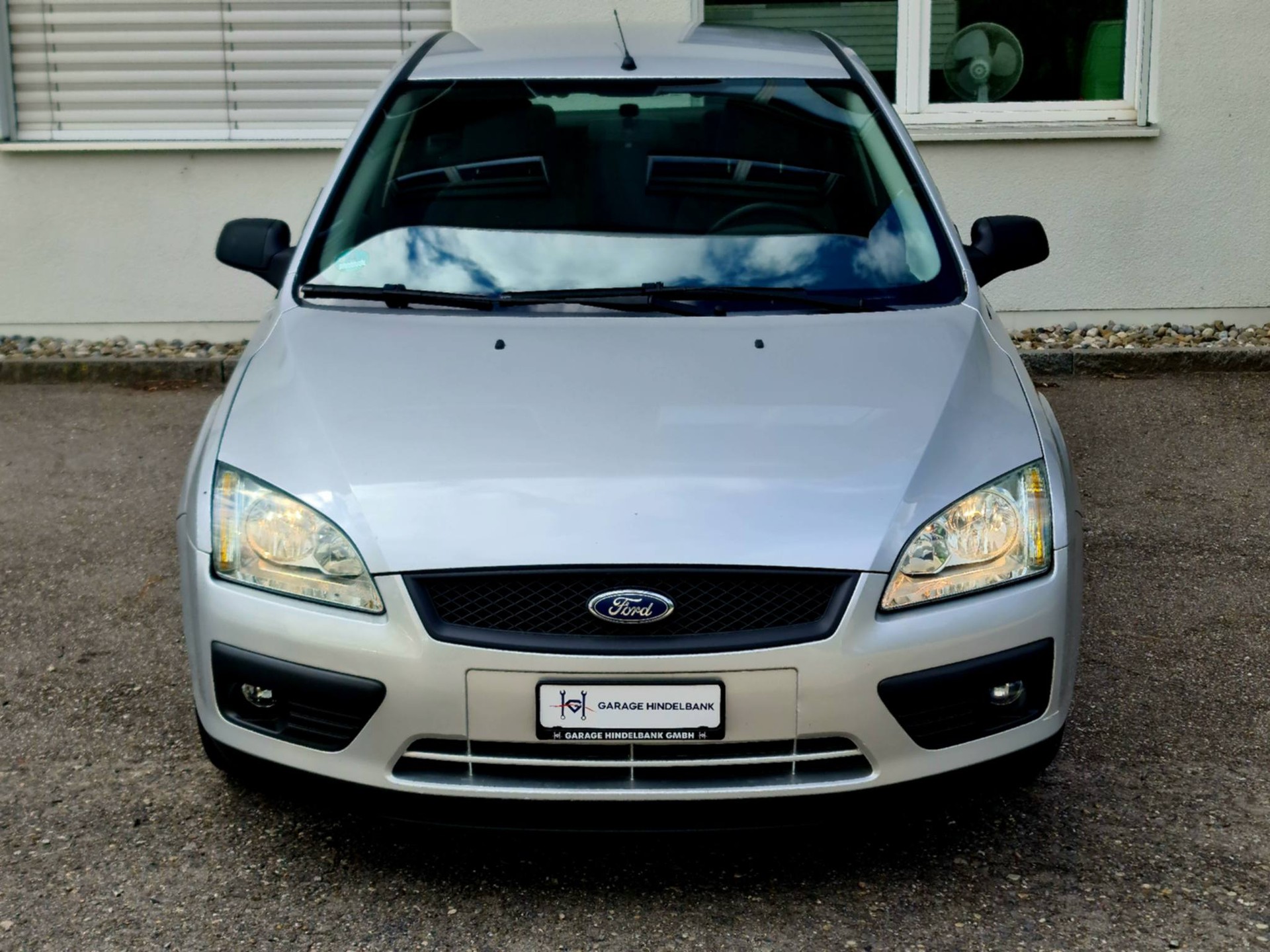 FORD Focus 1.6i VCT Titanium-showroom-element-3