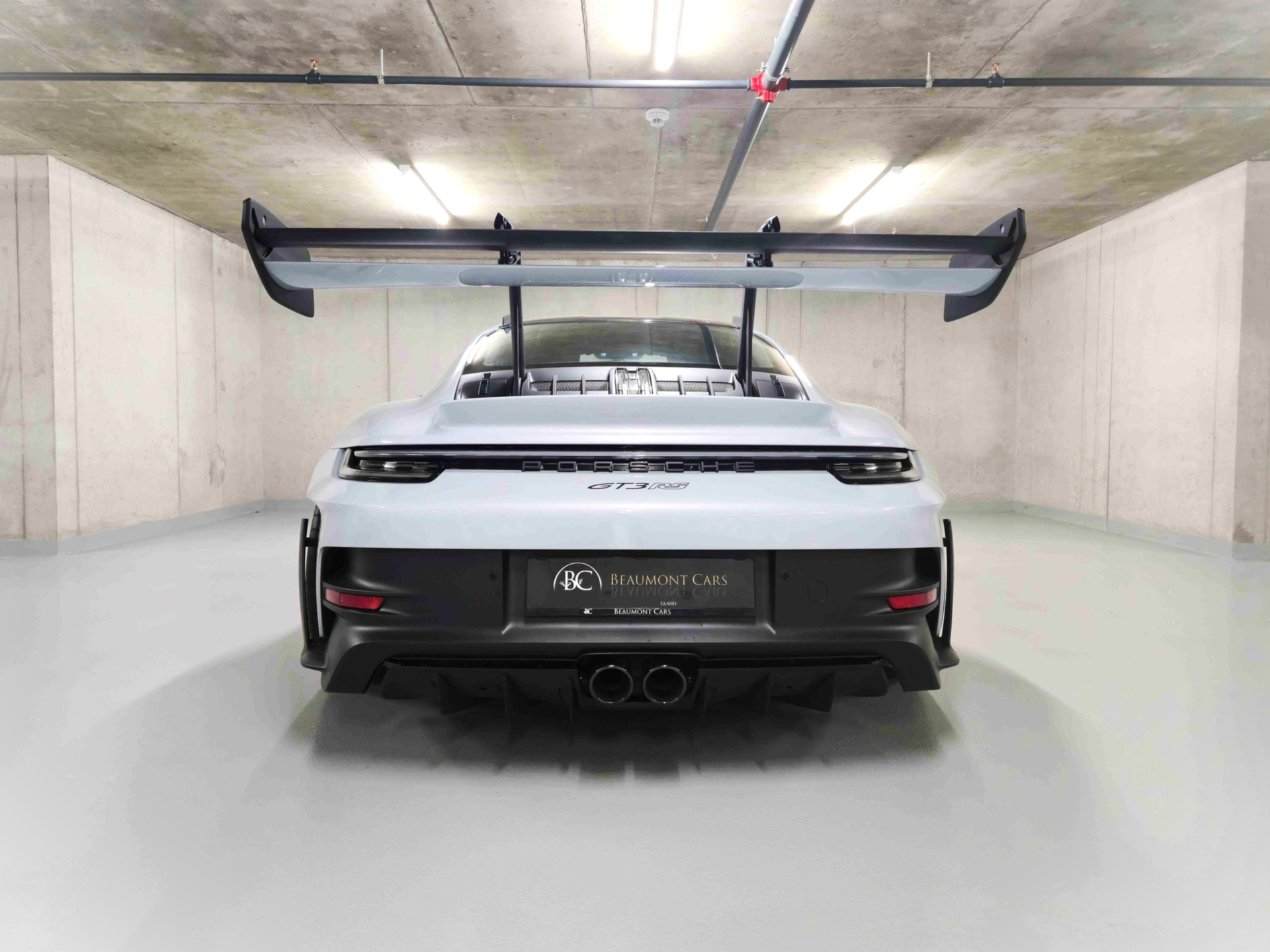 PORSCHE 911 GT3 RS-image-7