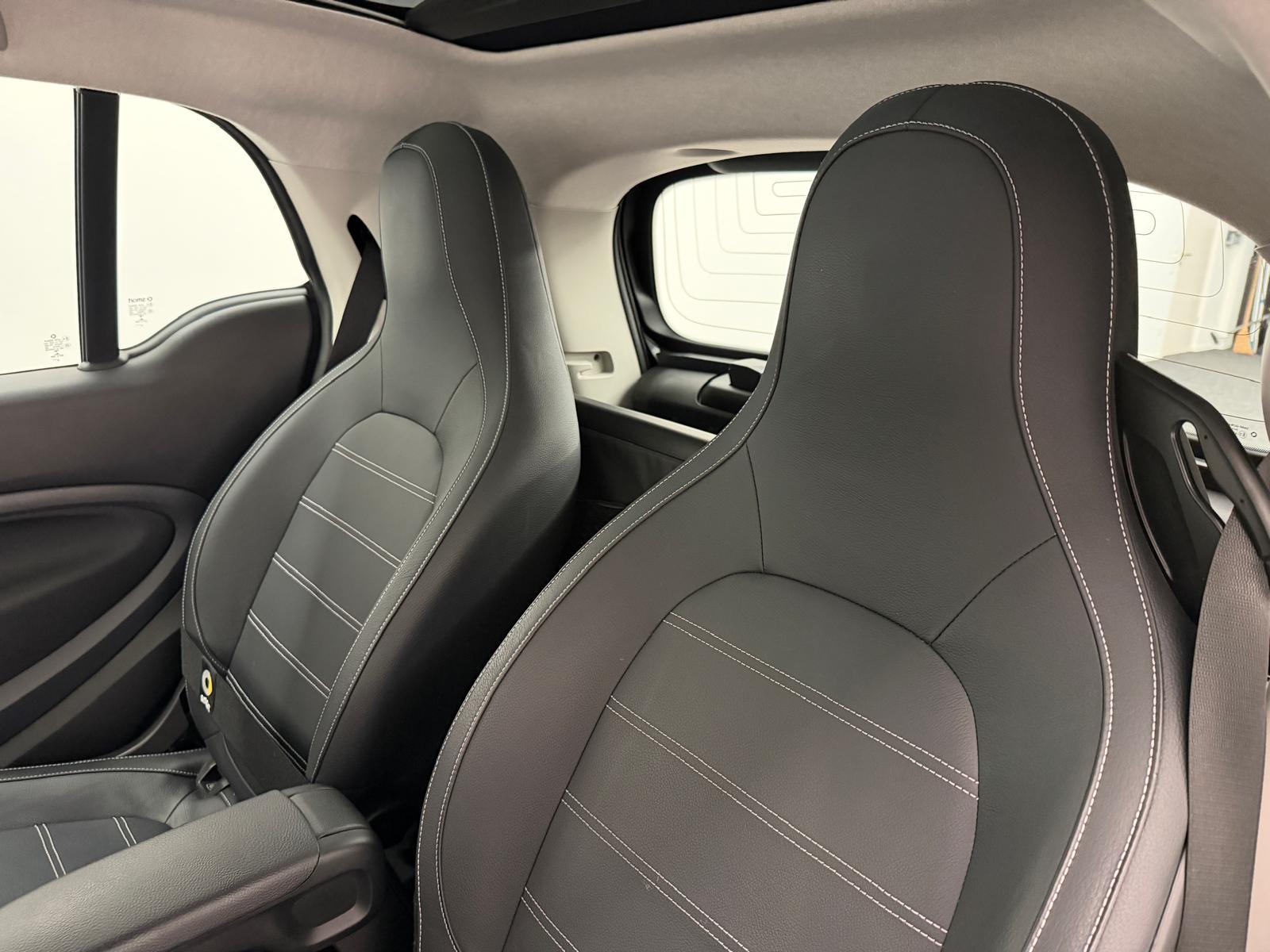 SMART Fortwo Coupé EQ Prime-image-11