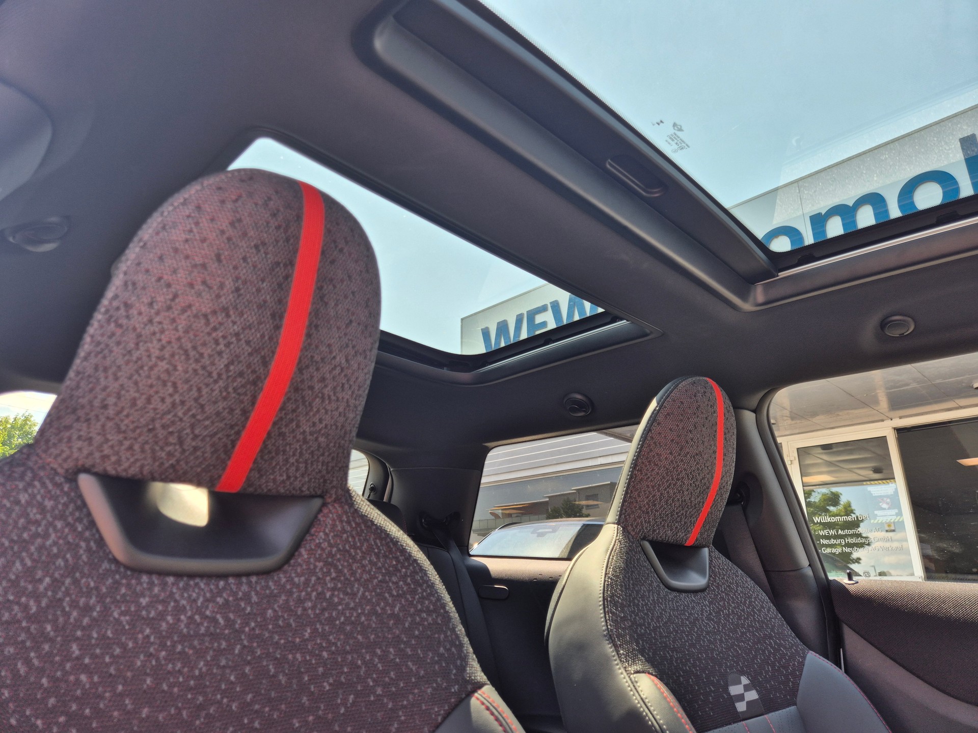 MINI Cooper John Cooper Works DKG-image-8