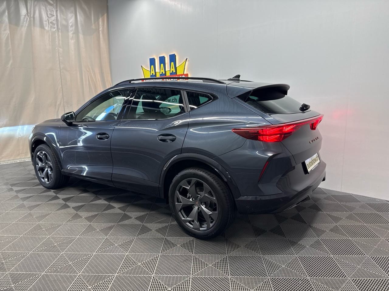 CUPRA Formentor 1.5 TSI DSG-showroom-element-1