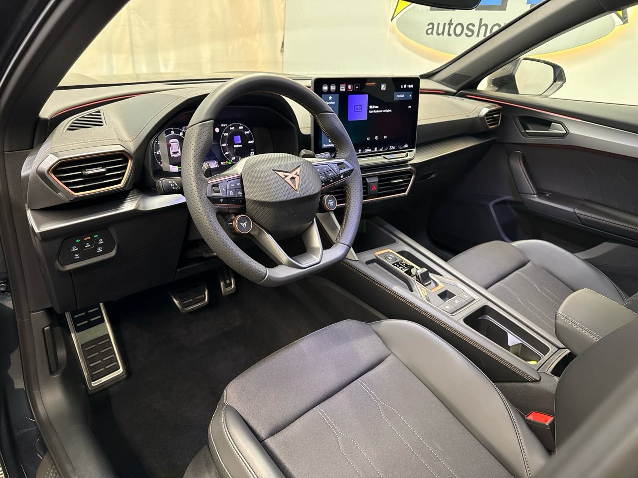CUPRA Formentor 1.5 TSI DSG-showroom-element-2