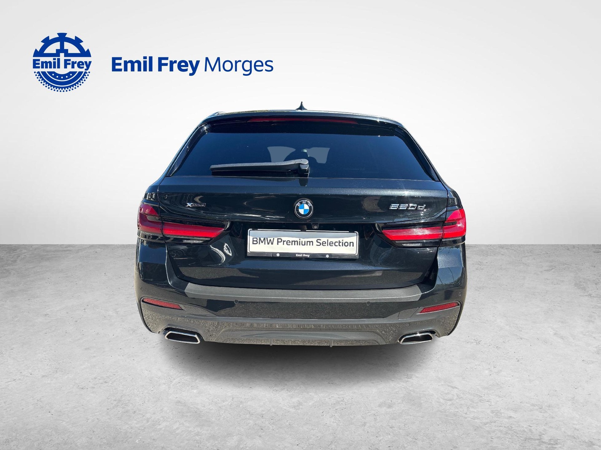 BMW 5er Reihe G31 Touring 520d xDrive 48V M-Sport-showroom-element-3