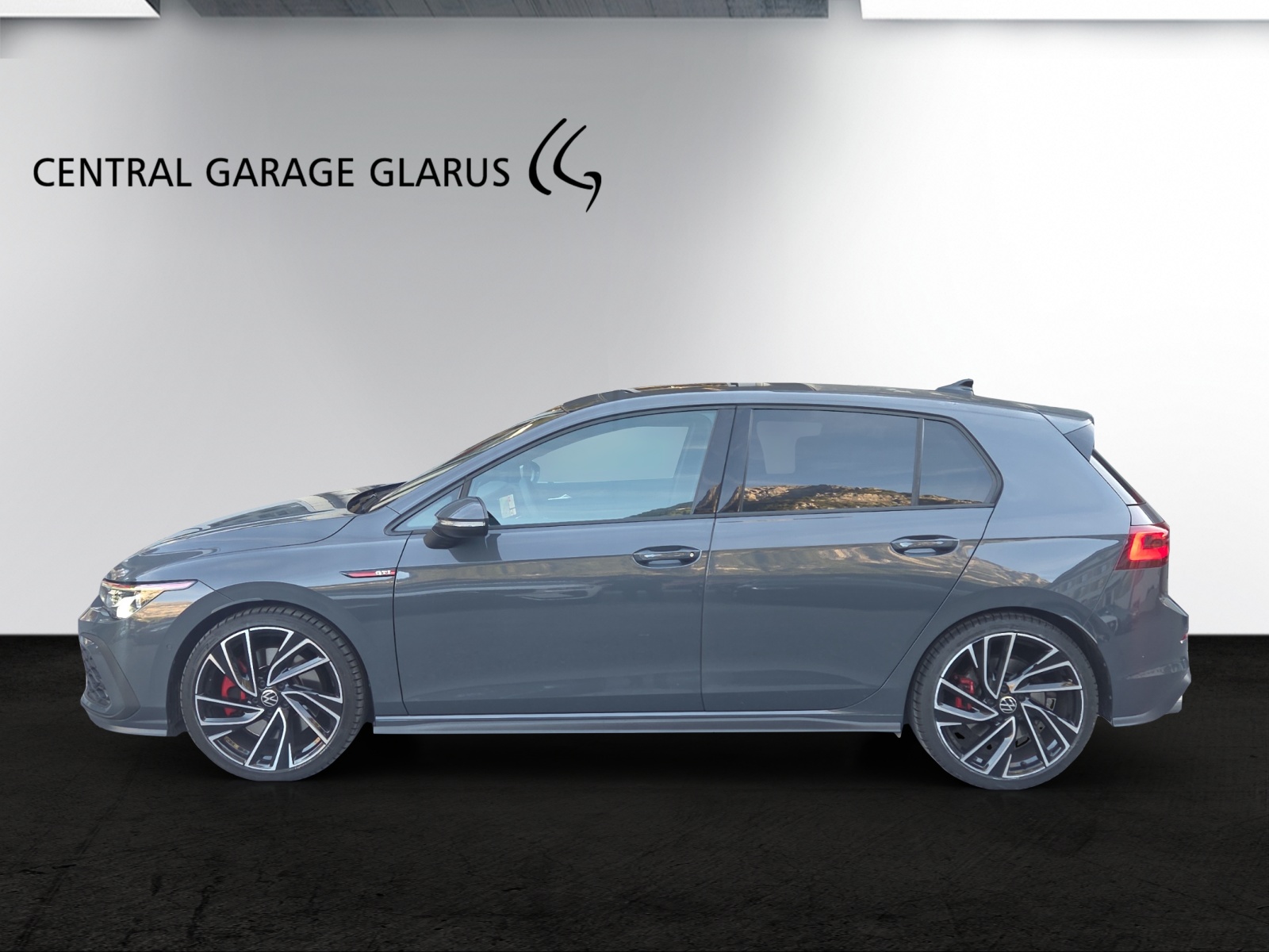 VW Golf 2.0 TSI GTI DSG-showroom-element-2