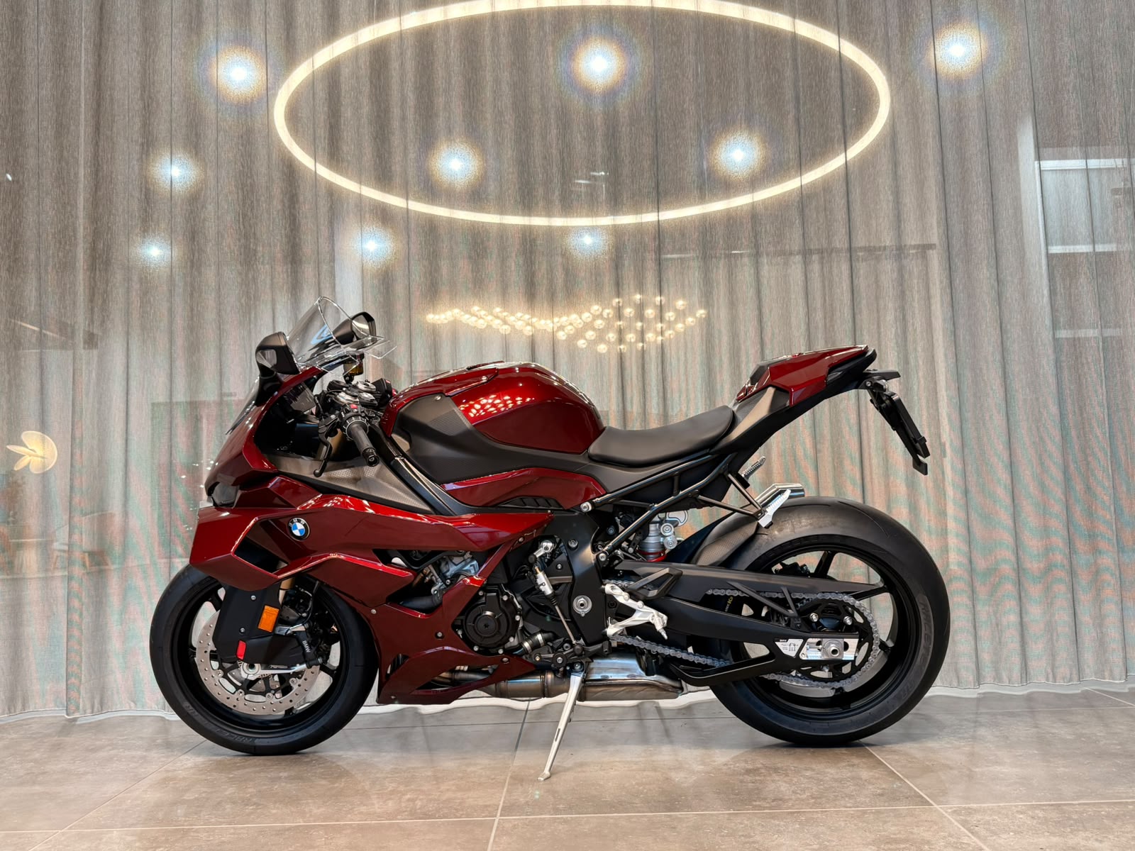 BMW S 1000 RR-showroom-element-2