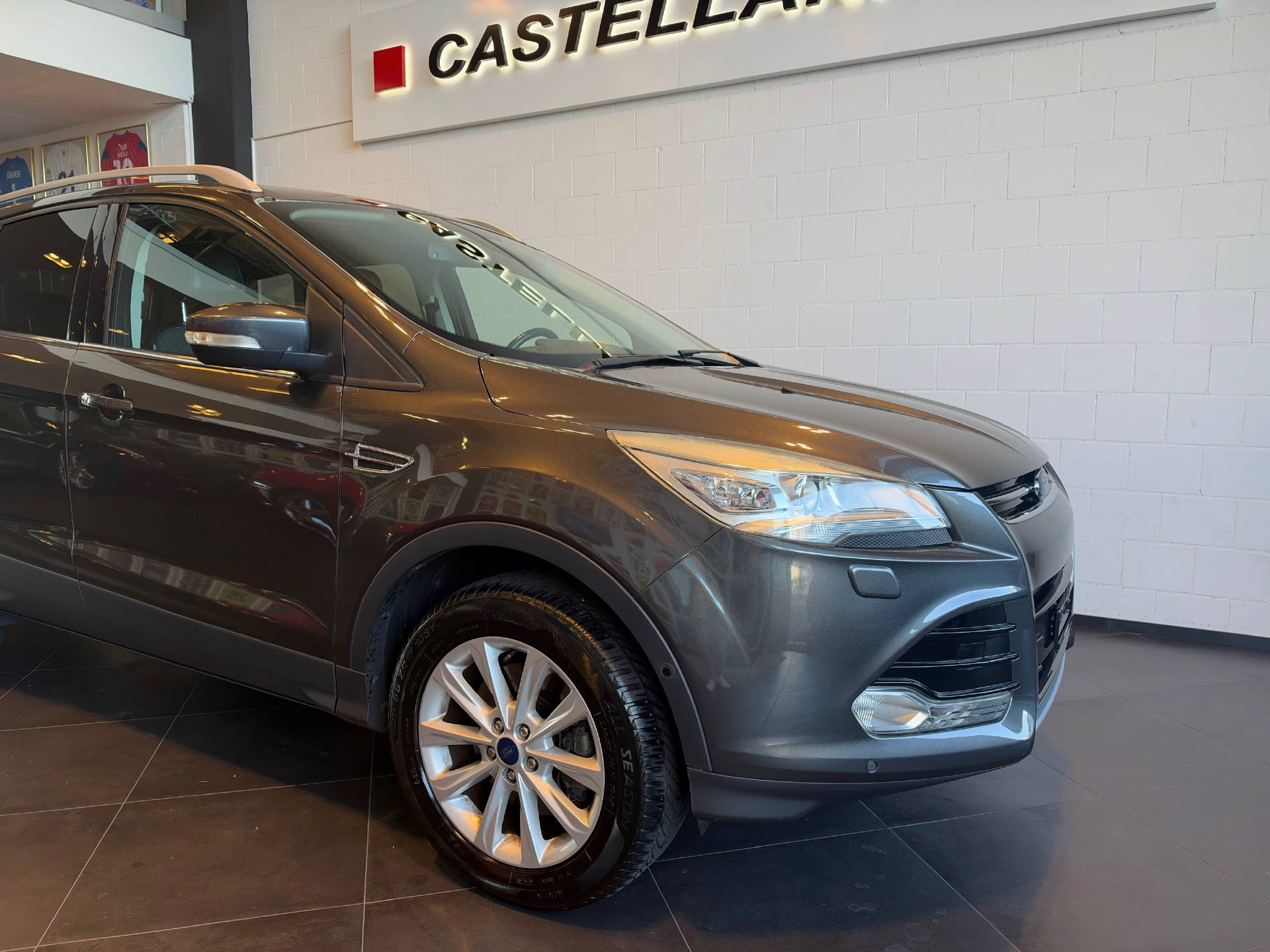 FORD Kuga 2.0 TDCi 150 Titanium FPS-showroom-element-1