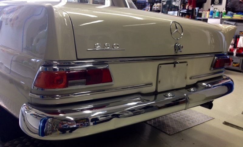 MERCEDES-BENZ 230 Kleine Heckflosse-image-4