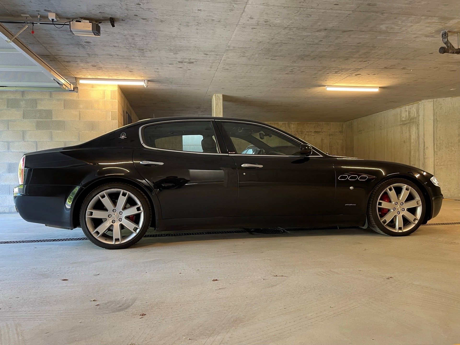 MASERATI Quattroporte 4.2 V8 Sport GT DuoSelect-image-5