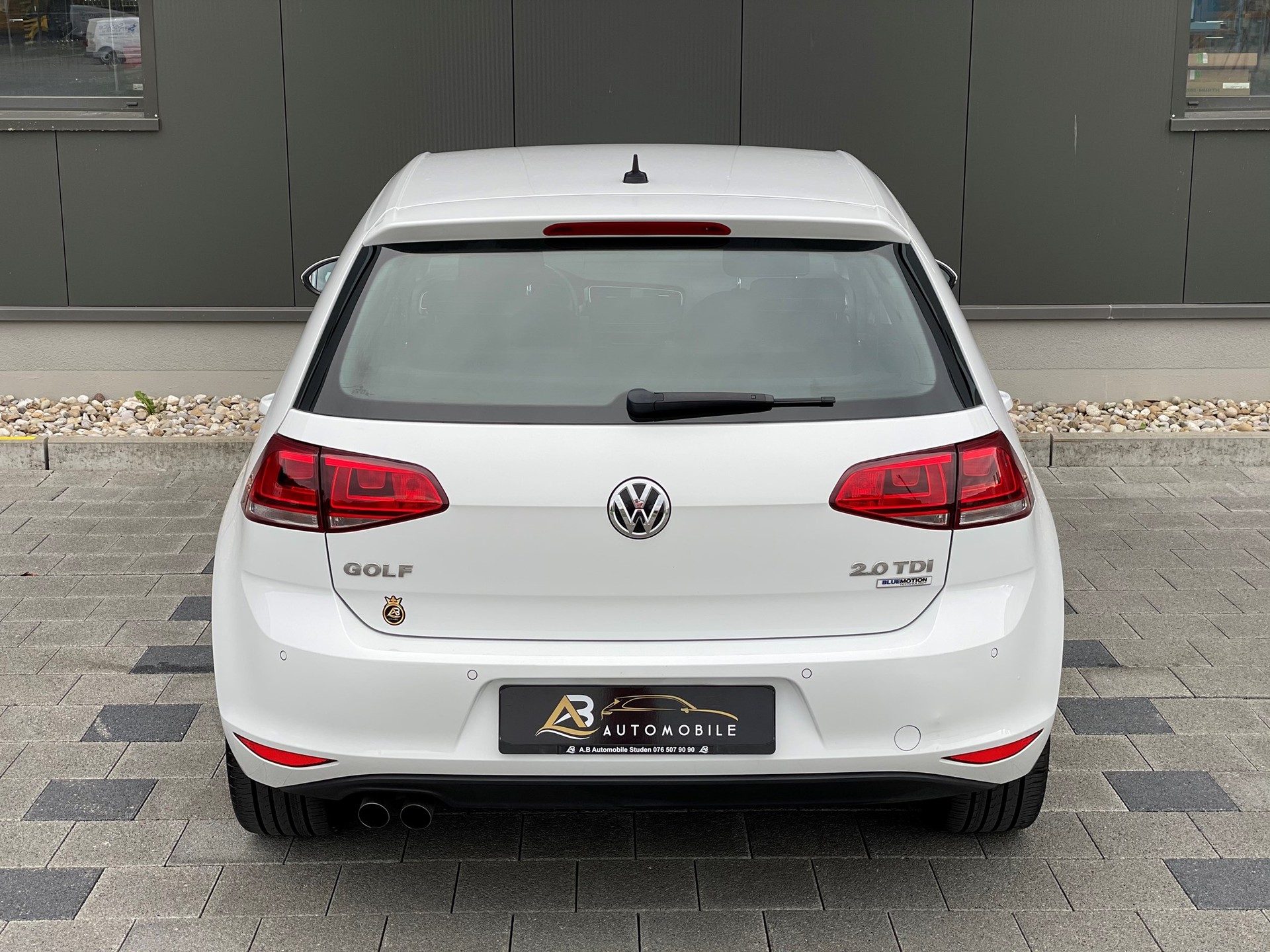 VW GOLF-image-10