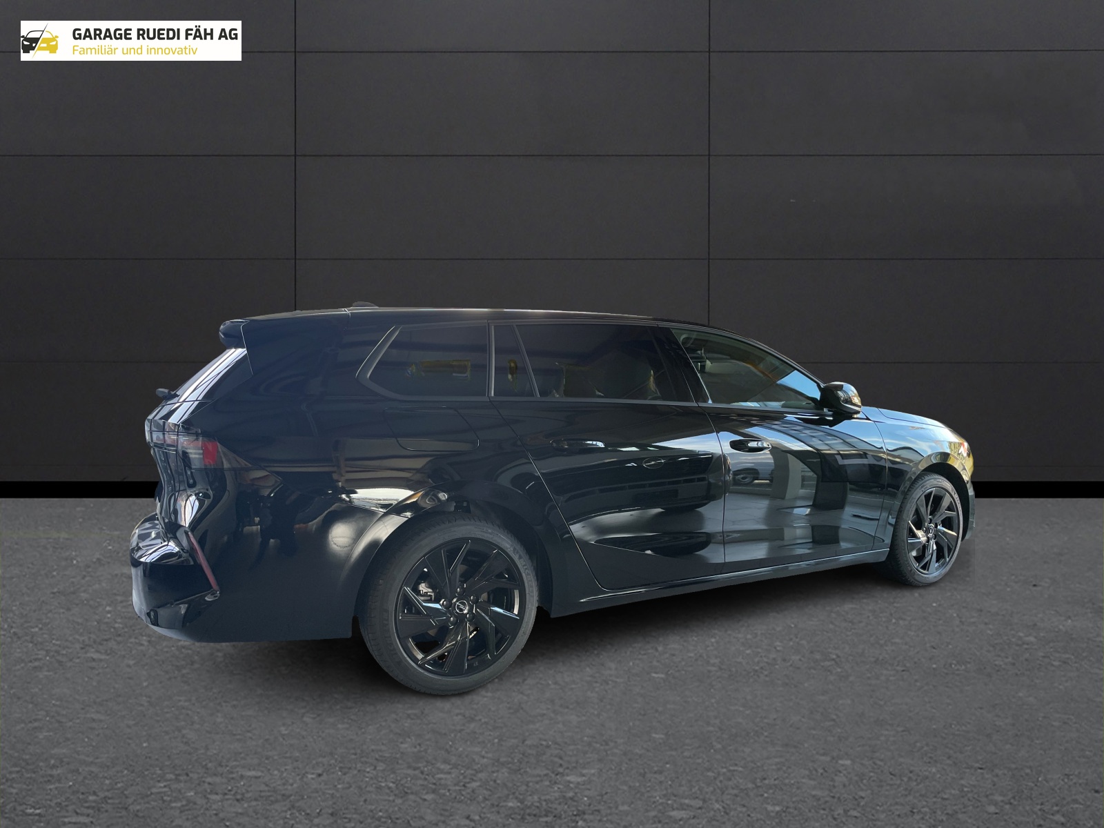 OPEL Astra Sports Tourer 1.2i Turbo Swiss Plus A-image-1