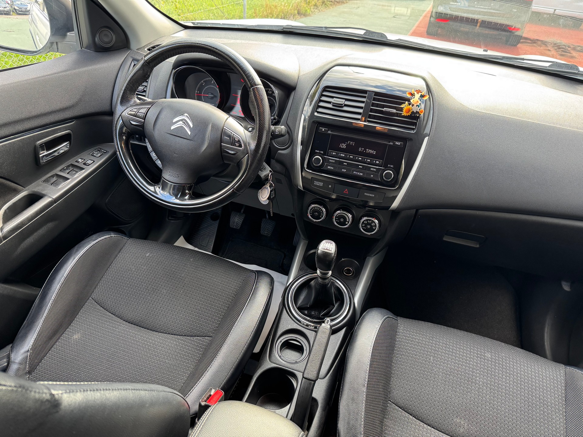 CITROEN C4 Aircross 1.8 HDi Séduction 2WD-image-7