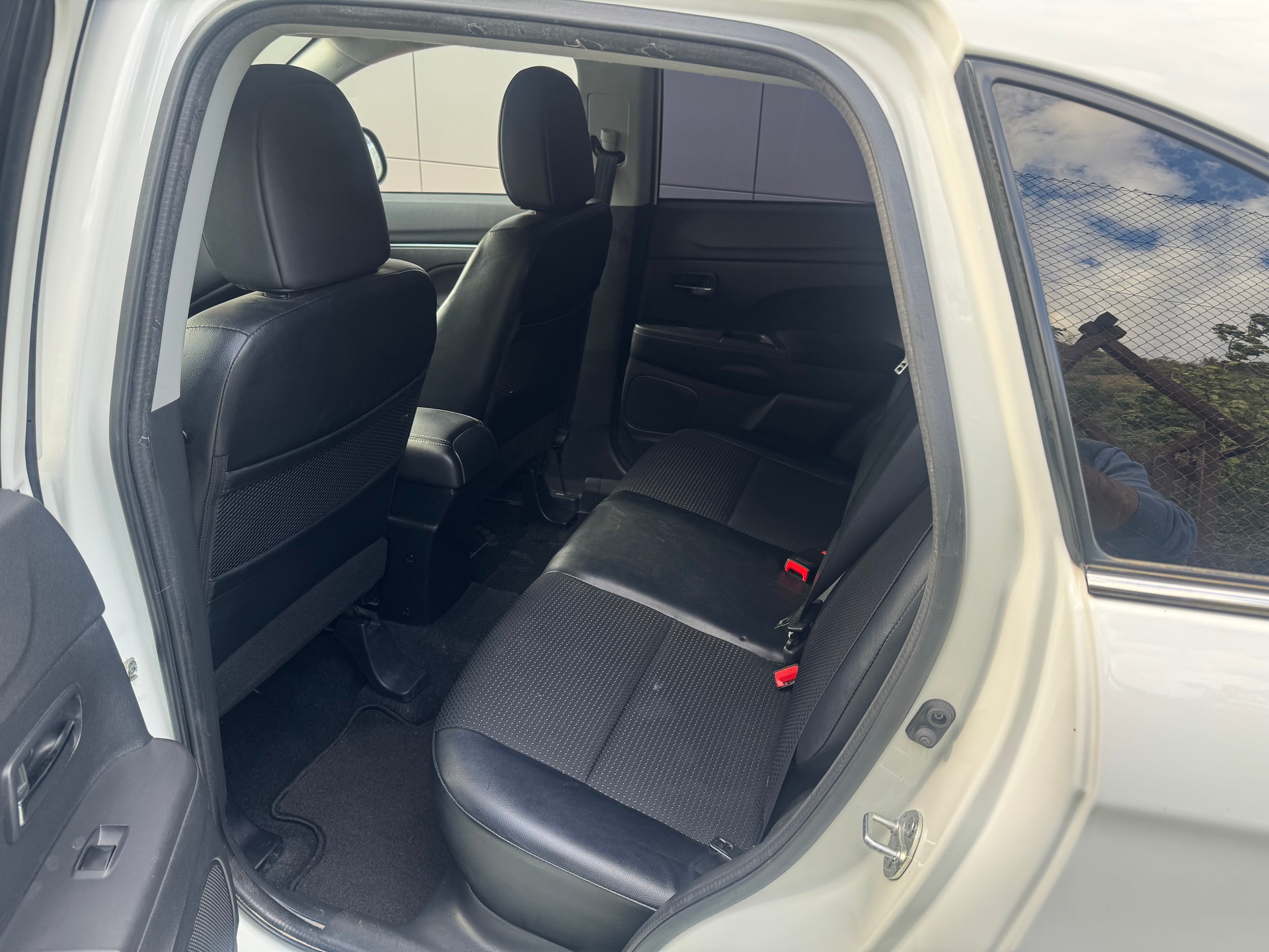 CITROEN C4 Aircross 1.8 HDi Séduction 2WD-image-10