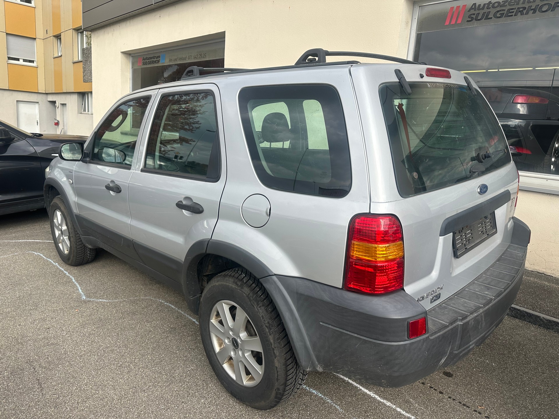 FORD Maverick 2.3 16V-showroom-element-2
