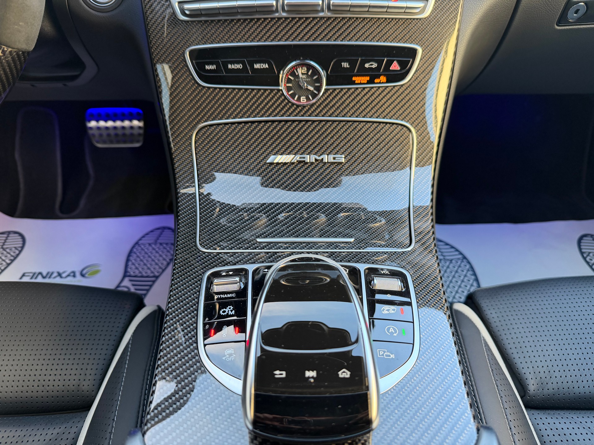 MERCEDES-BENZ C 63 S AMG 9G-tronic-image-9