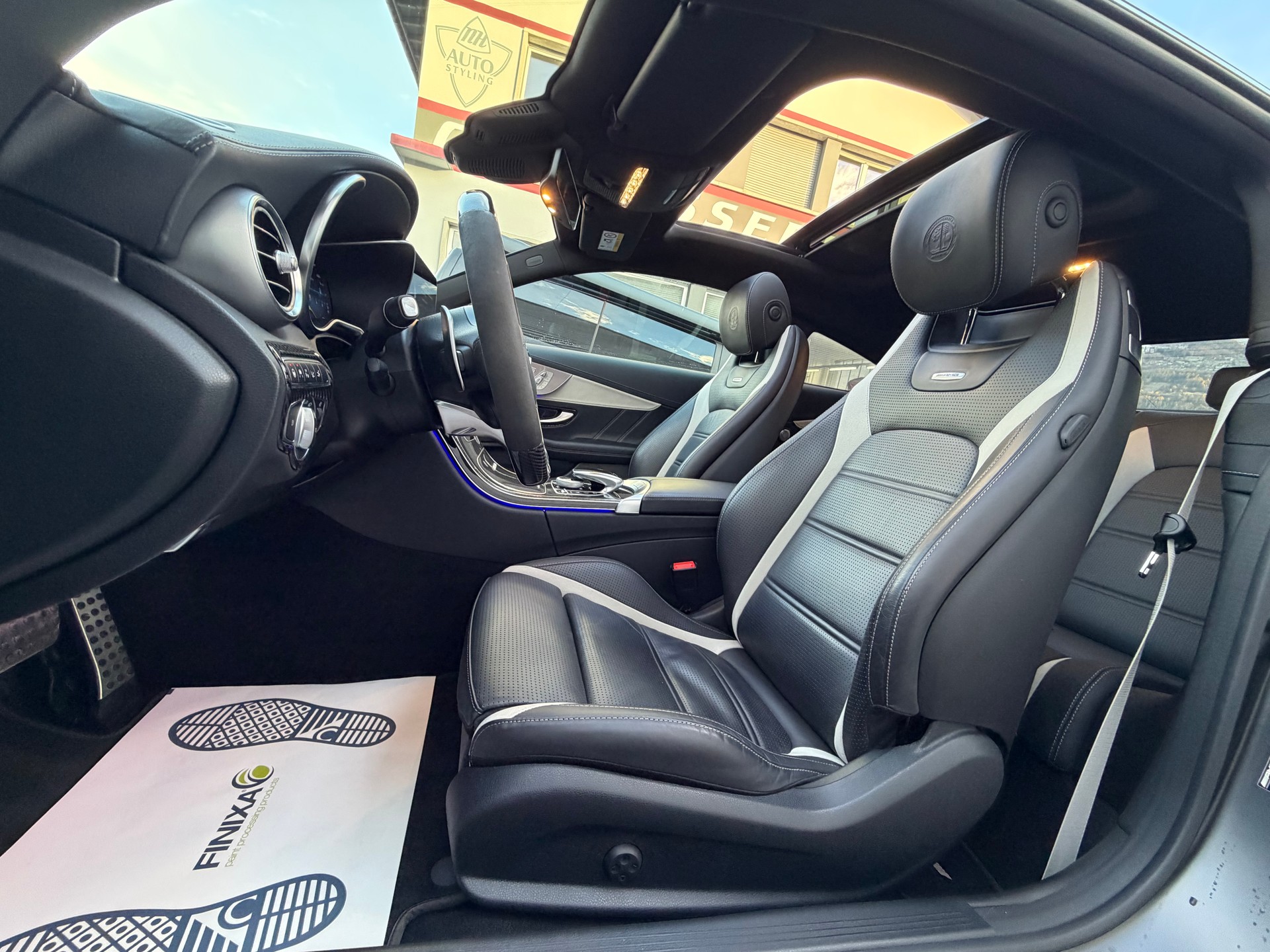 MERCEDES-BENZ C 63 S AMG 9G-tronic-image-6