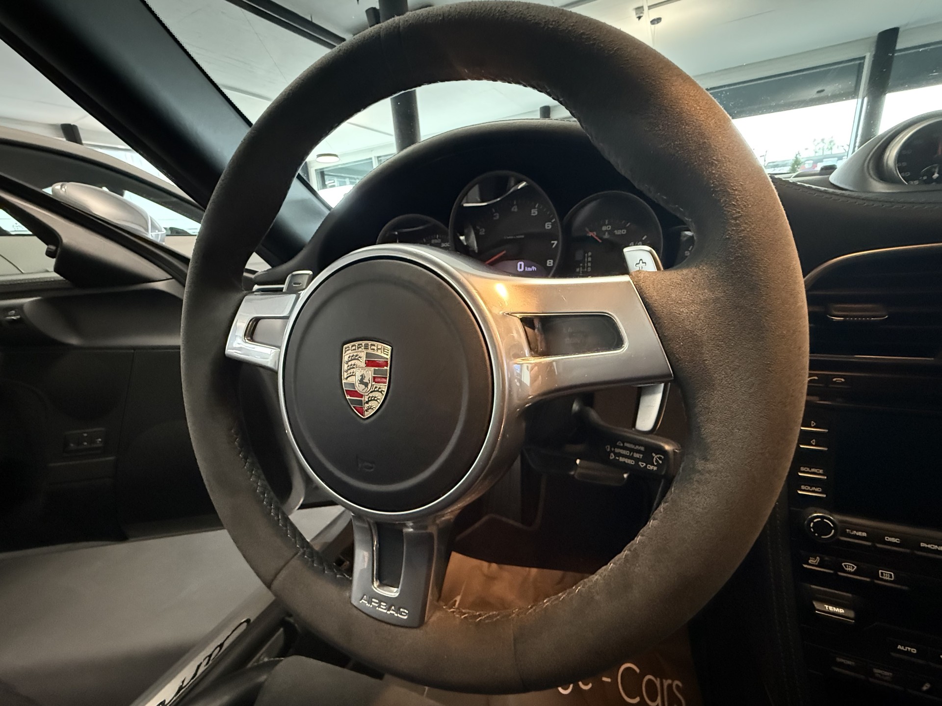 PORSCHE 911 Carrera GTS PDK-image-21