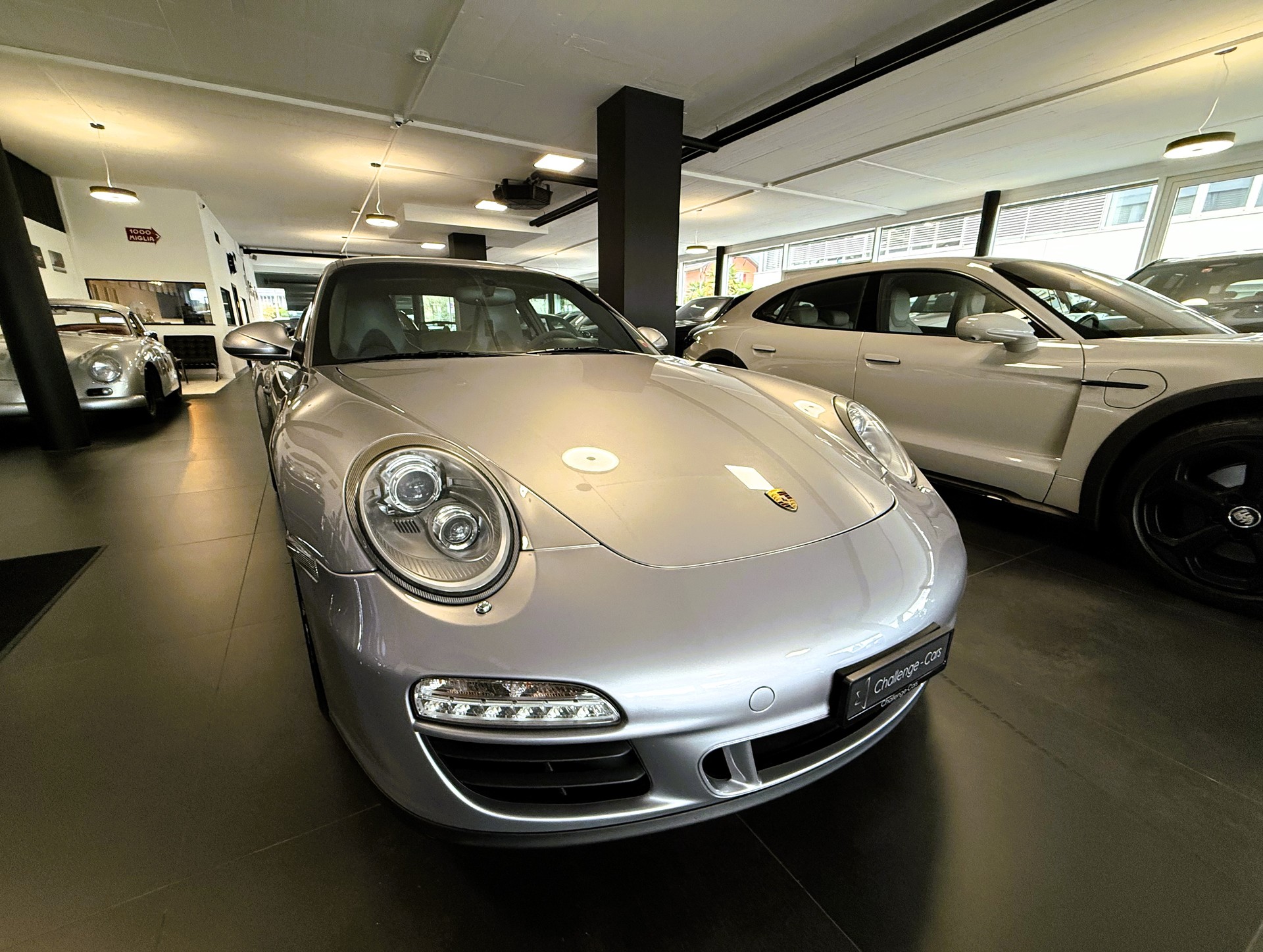 PORSCHE 911 Carrera GTS PDK-image-11