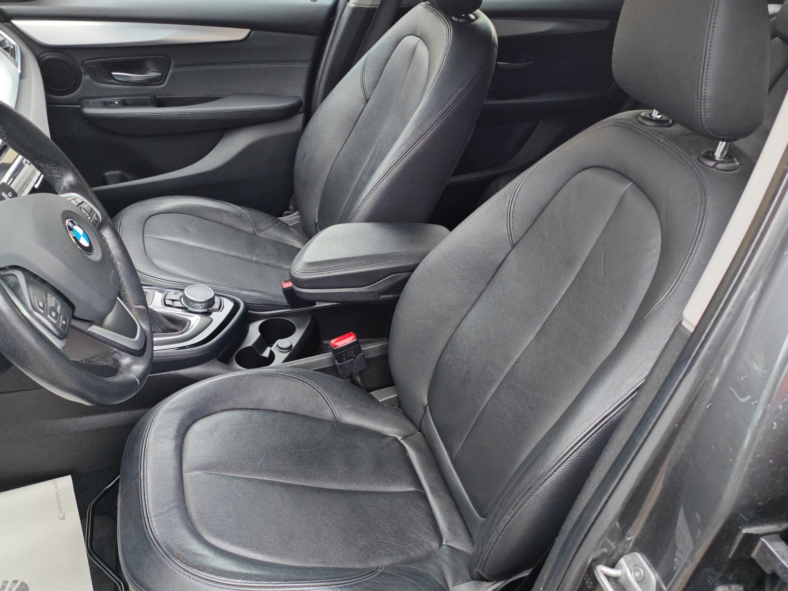 BMW 220d xDrive Active Tourer Steptronic [Expertise du jour + Garantie 12 mois + Service & Immat. Offerts]-image-12