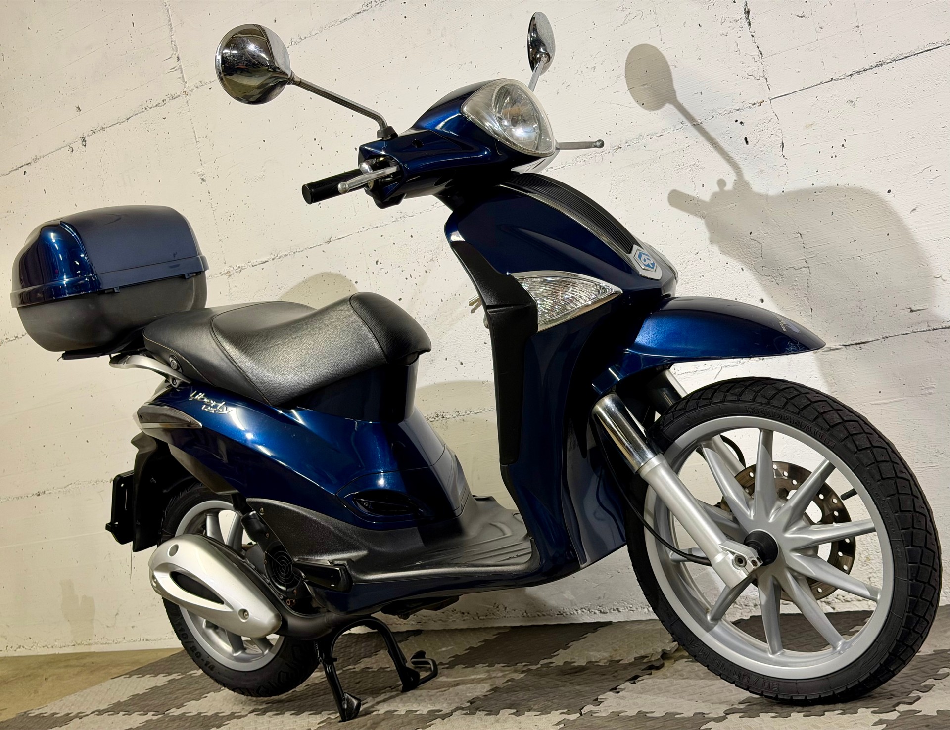 PIAGGIO Liberty 125 4-T-image-2