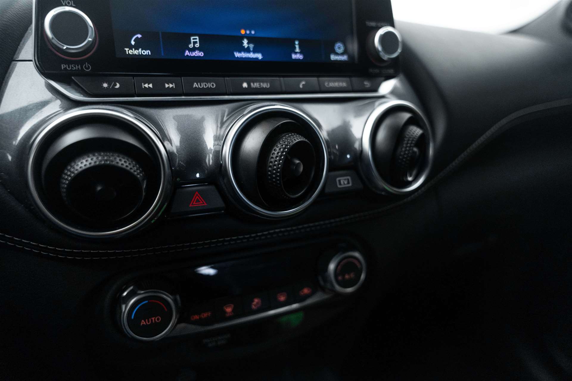 NISSAN Juke 1.6 FHEV Hybrid N-Connecta Automat-image-20