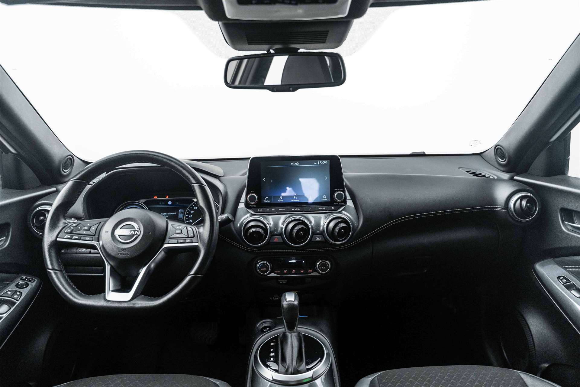 NISSAN Juke 1.6 FHEV Hybrid N-Connecta Automat-image-8