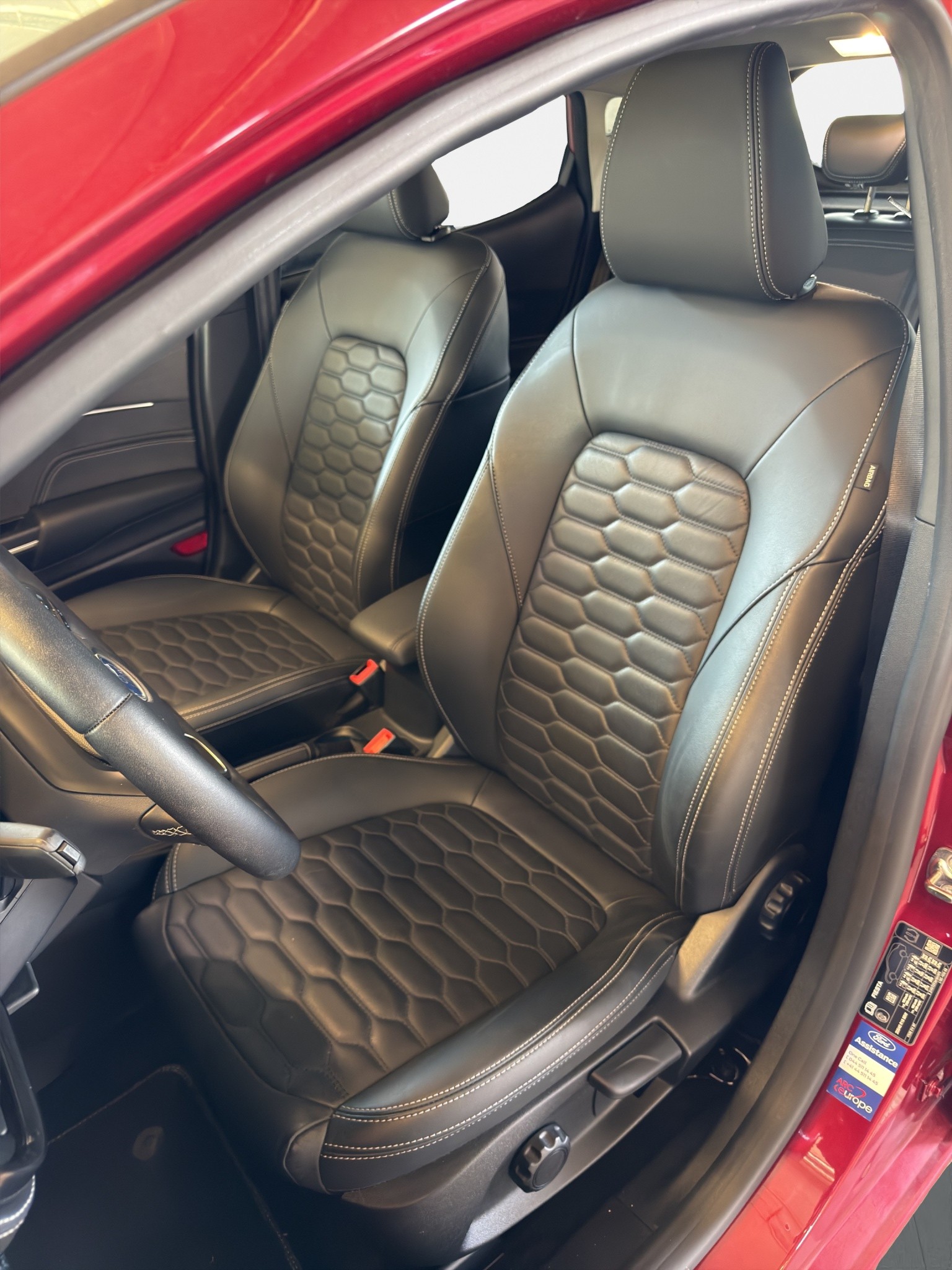 FORD Fiesta 1.0 SCTi Vignale Automat*TOP ZUSTAND*TOP AUSSTATTUNG*NUR 28000 KM*-image-19