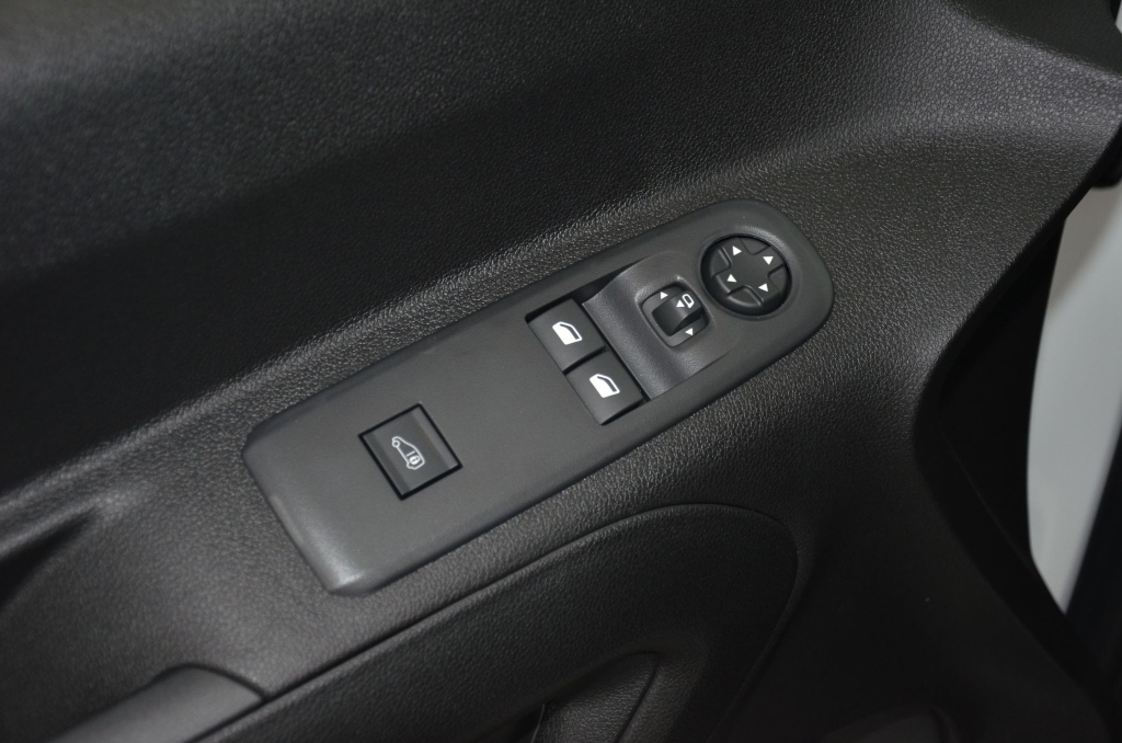 TOYOTA Proace City Van EV Advanced Long L2-image-21
