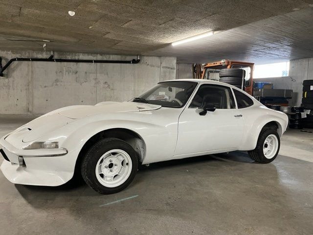 OPEL 2,0 5 GANG - BREITVERSION-image-15