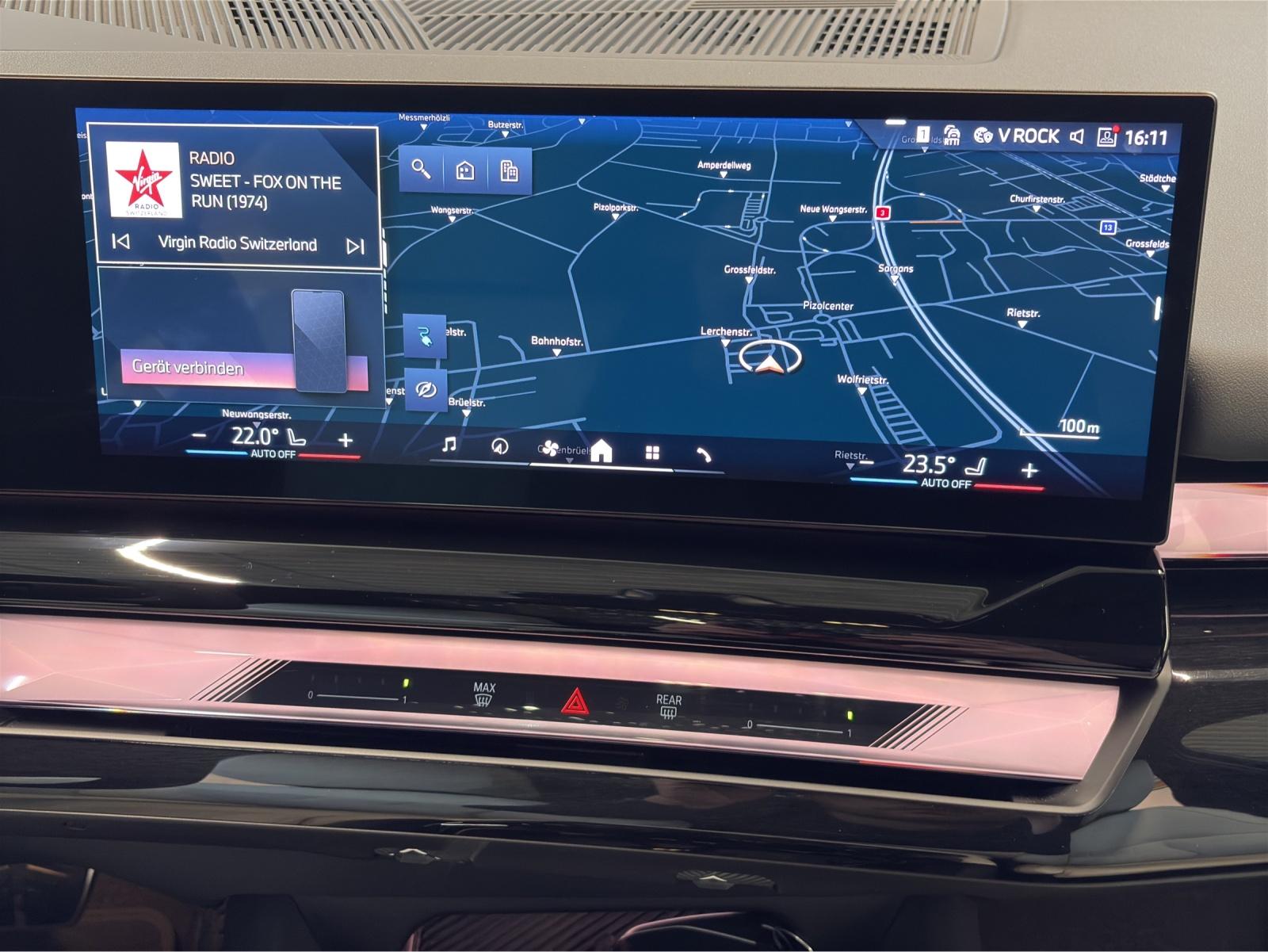 BMW i5 xDrive40-image-13
