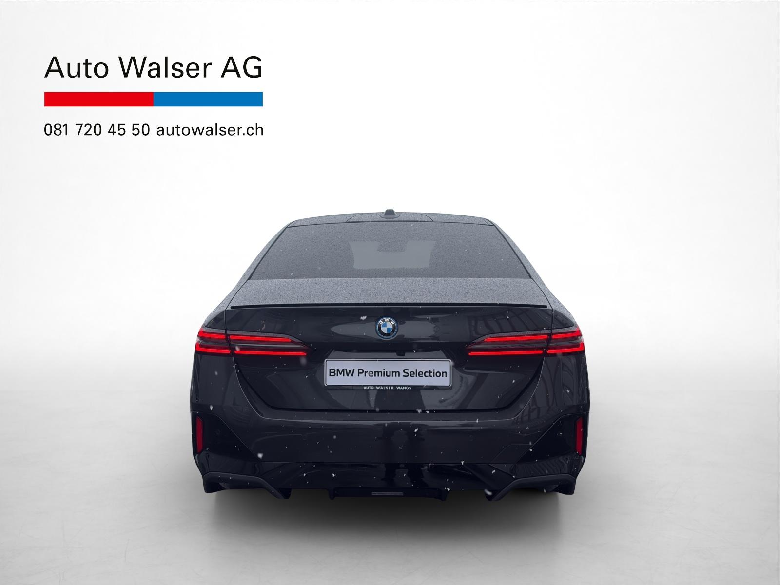 BMW i5 xDrive40-showroom-element-3