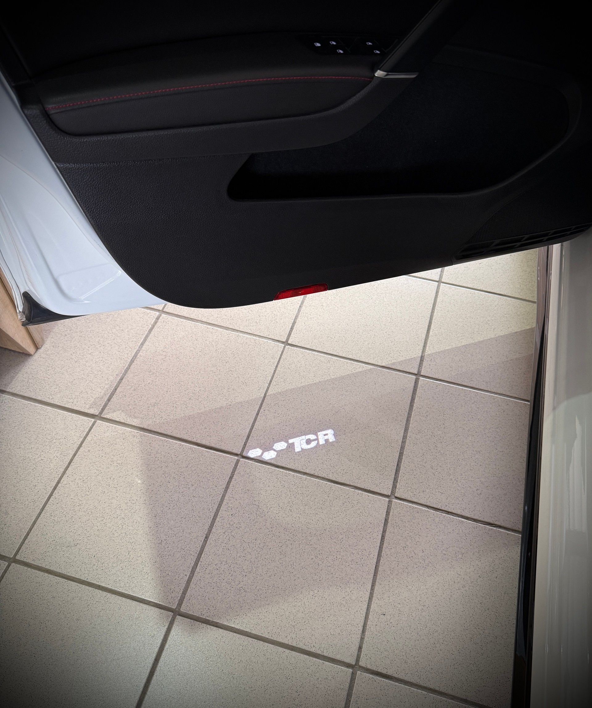 VW Golf 2.0 TSI GTI TCR DSG-image-15
