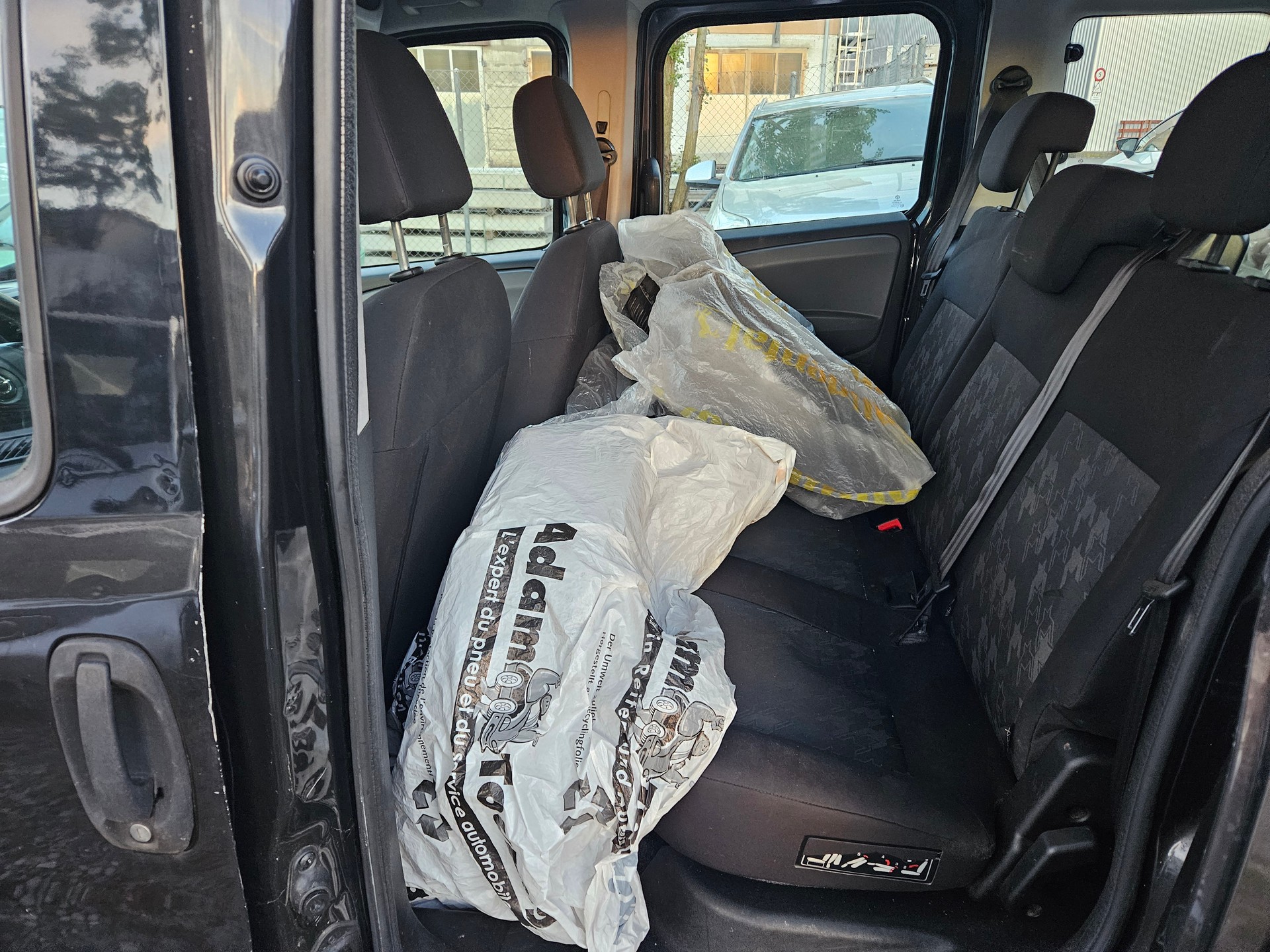 OPEL Combo 1.4i L1H1-image-8