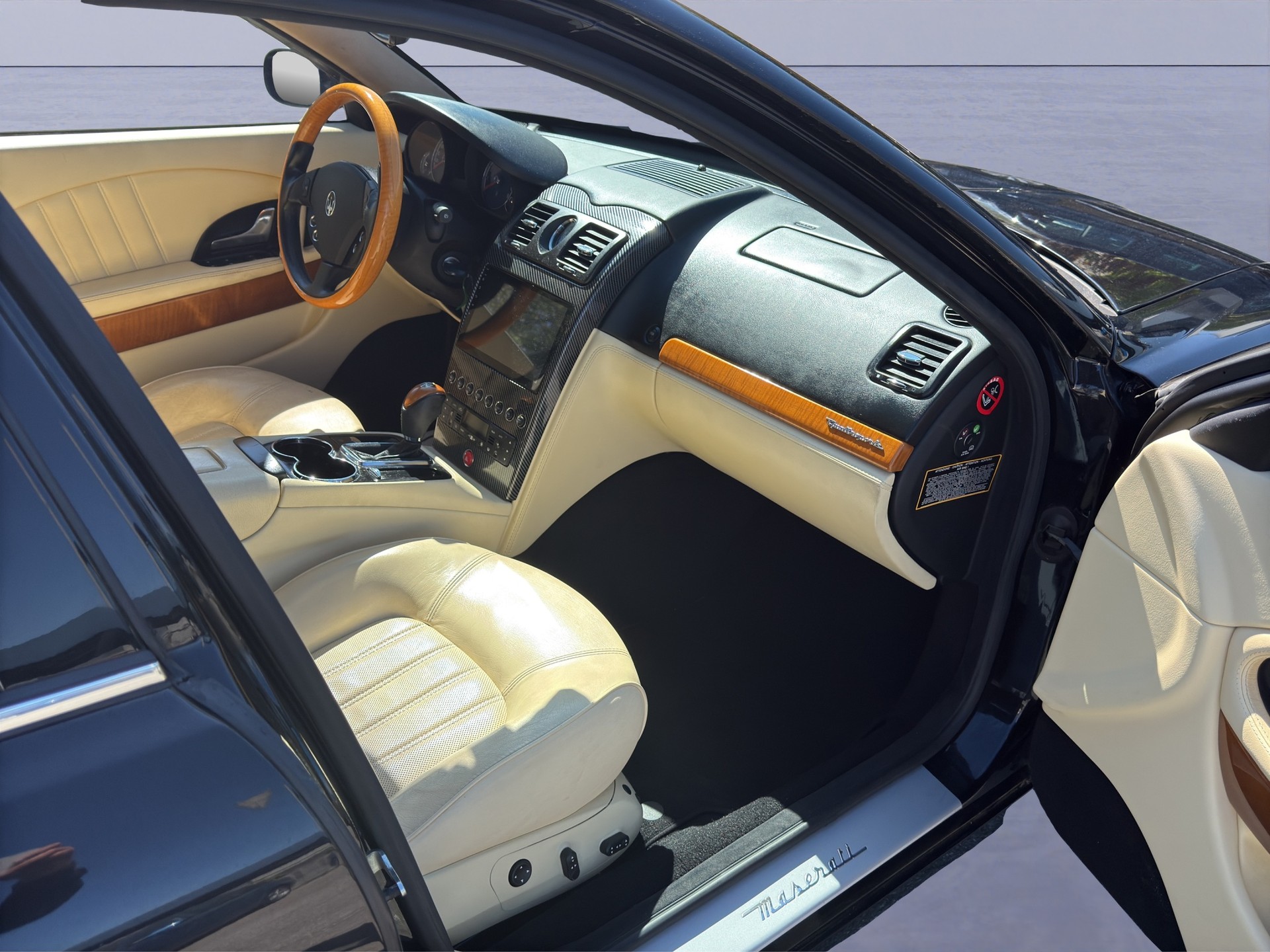 MASERATI Quattroporte 4.2 V8 Executive GT Automatica-image-8