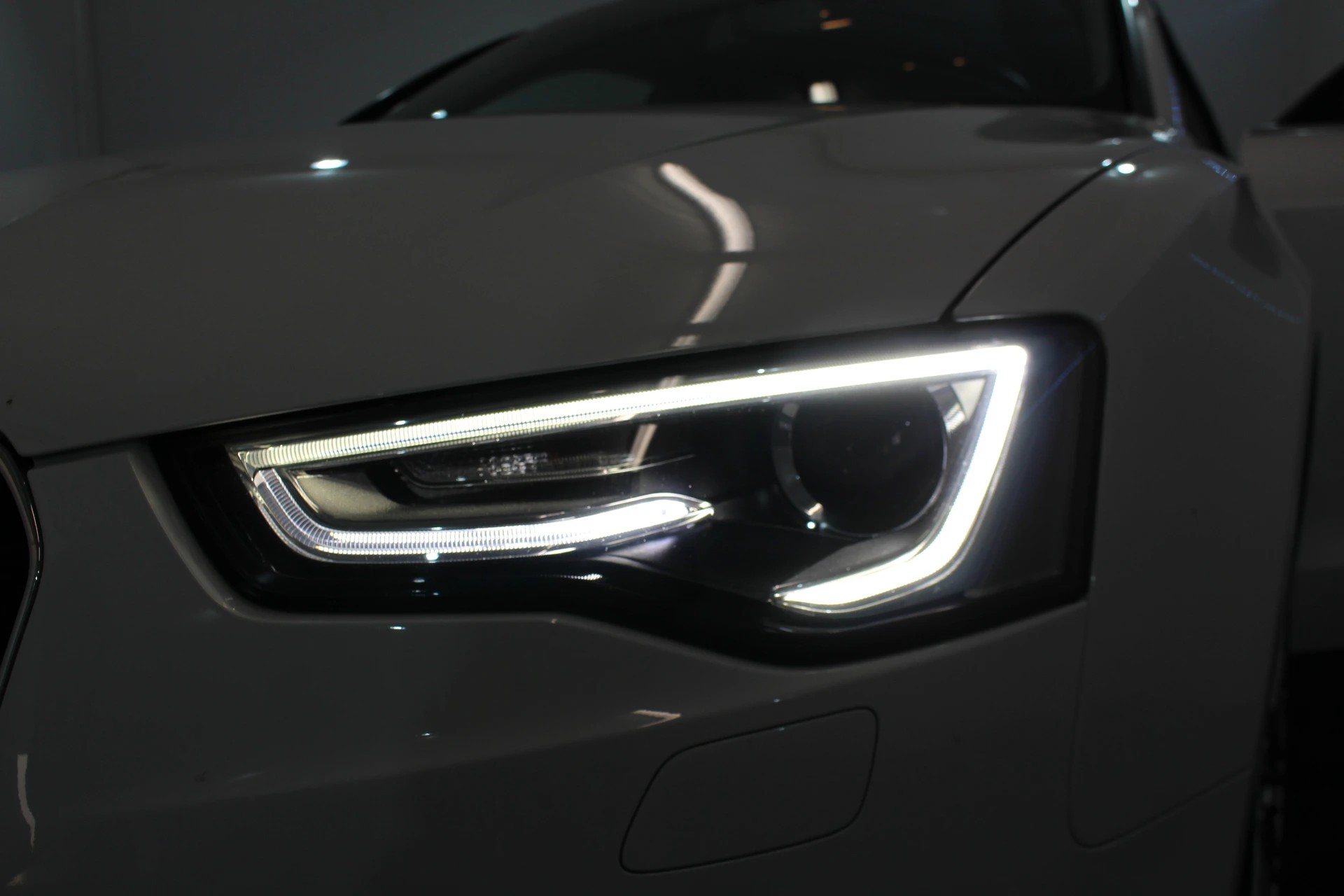 AUDI A5 Coupé 1.8 TFSI 170 M-Tronic-image-16