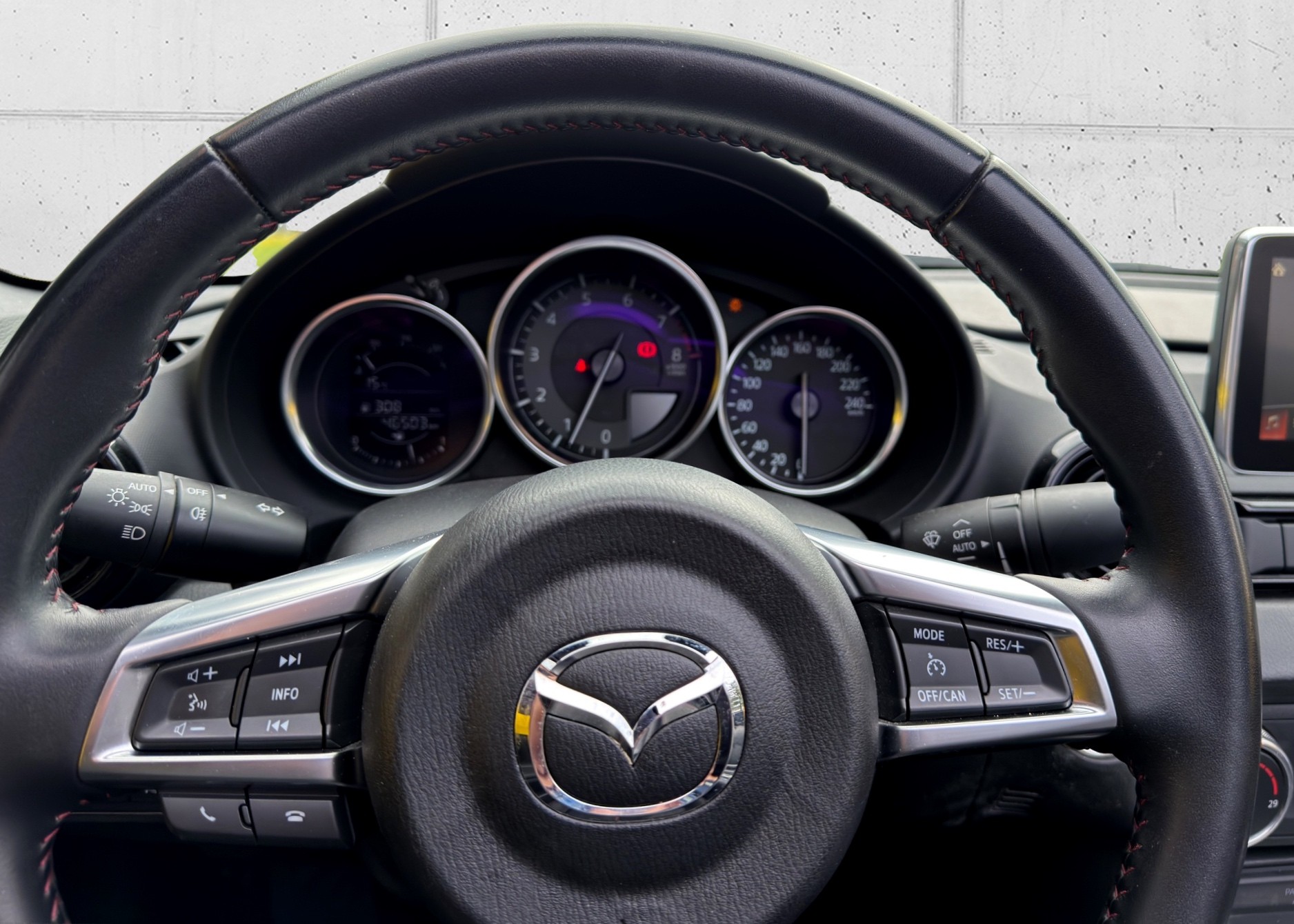 MAZDA MX-5 SKYACTIV-G 131 Challenge-image-14