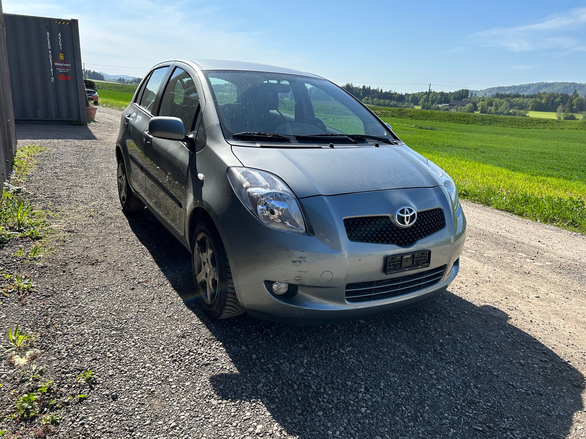TOYOTA Yaris 1.3 Linea Sol Automatisch-image-2