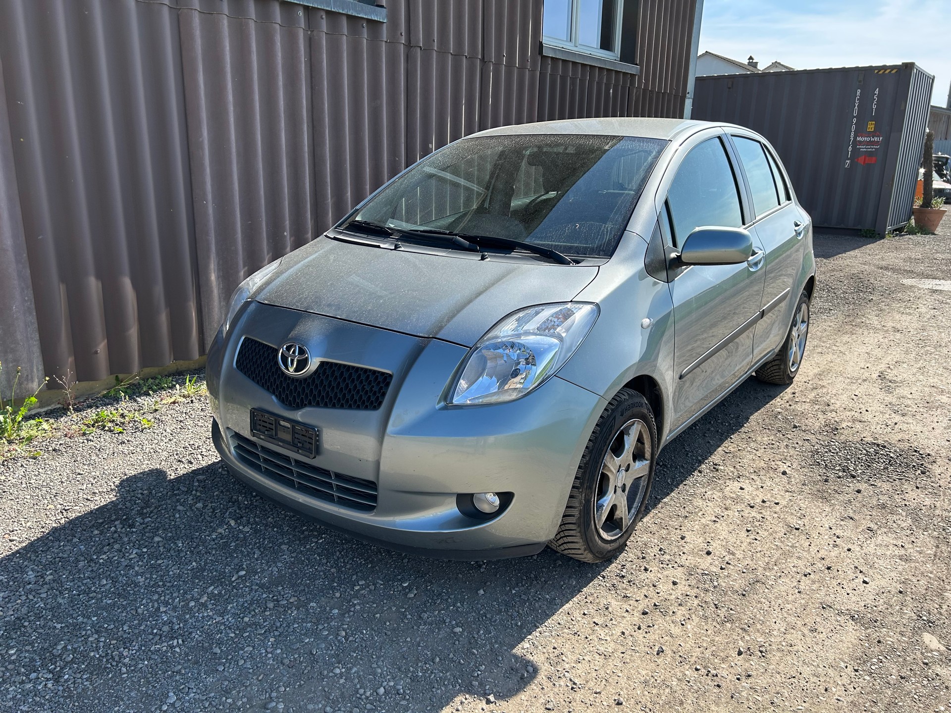 TOYOTA Yaris 1.3 Linea Sol Automatisch-image-3
