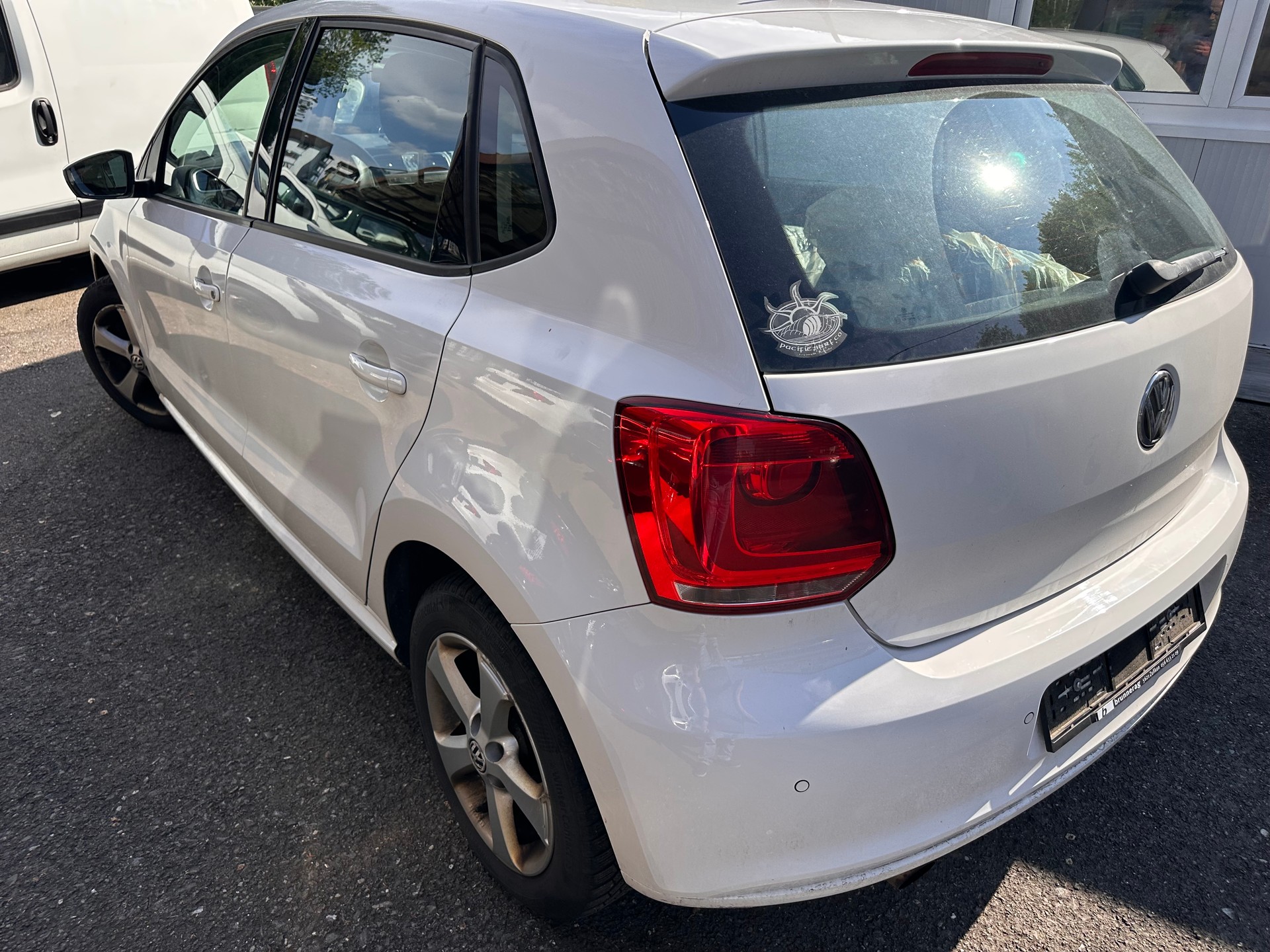 VW Polo 1.6 TDI Trendline-image-7