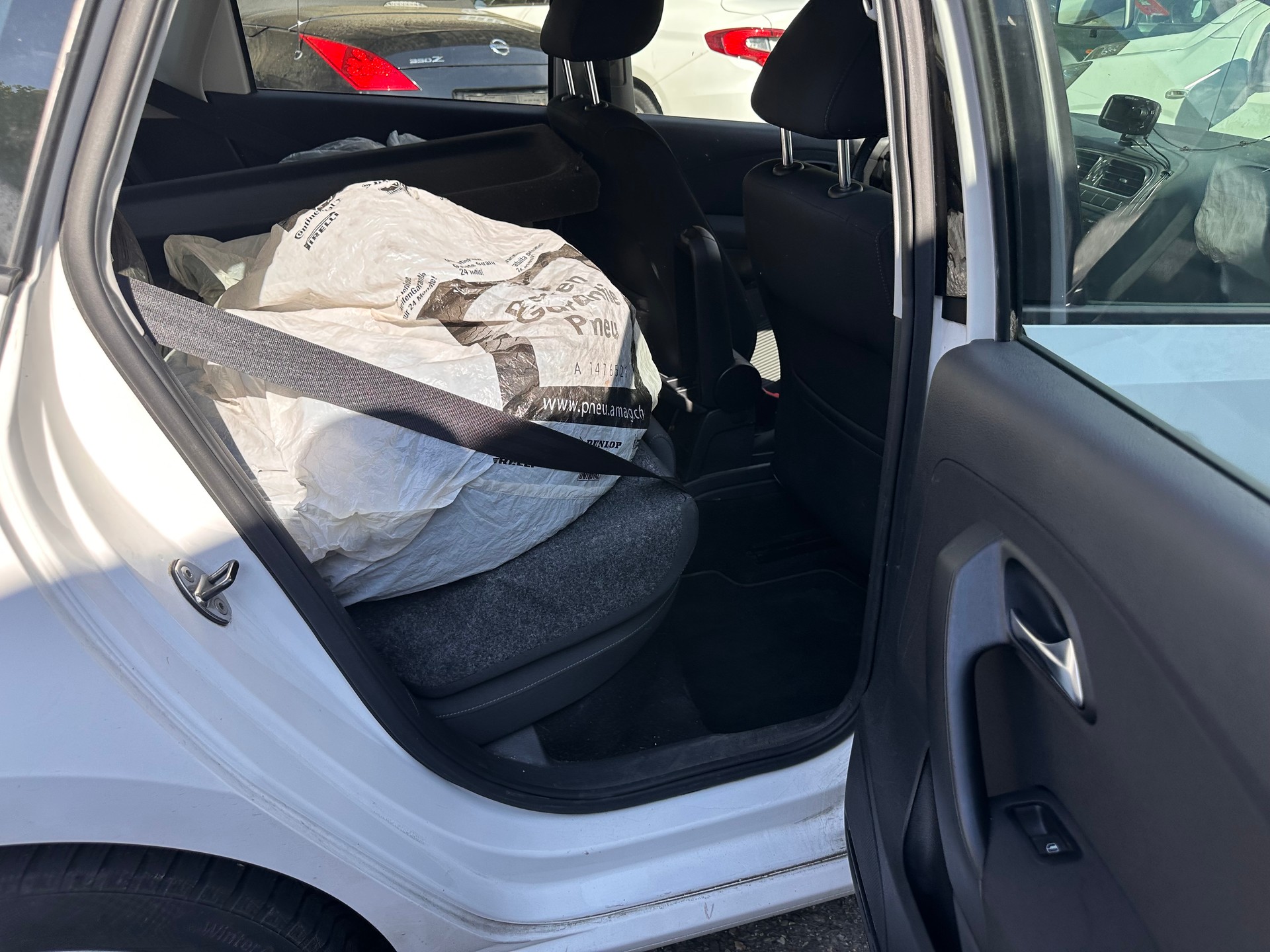 VW Polo 1.6 TDI Trendline-image-8