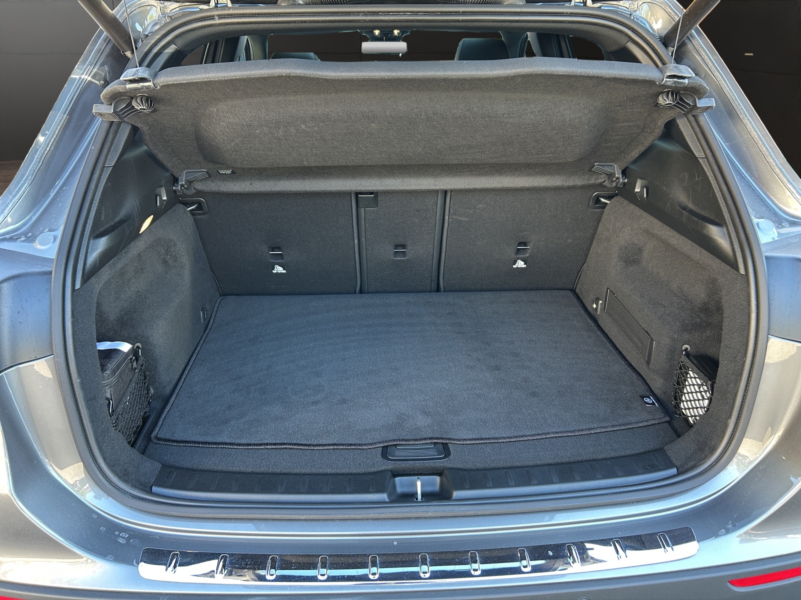 MERCEDES-BENZ GLA 250 4Matic Style 8G-DCT-image-17