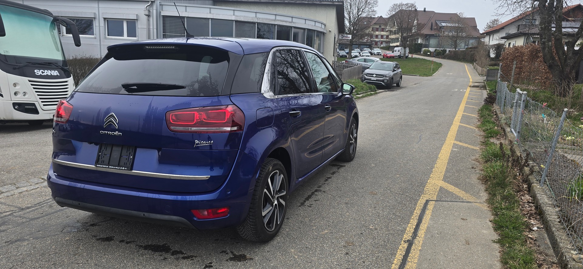 CITROEN C4 Picasso 1.2 Pure Tech Feel Edition EAT6-image-6