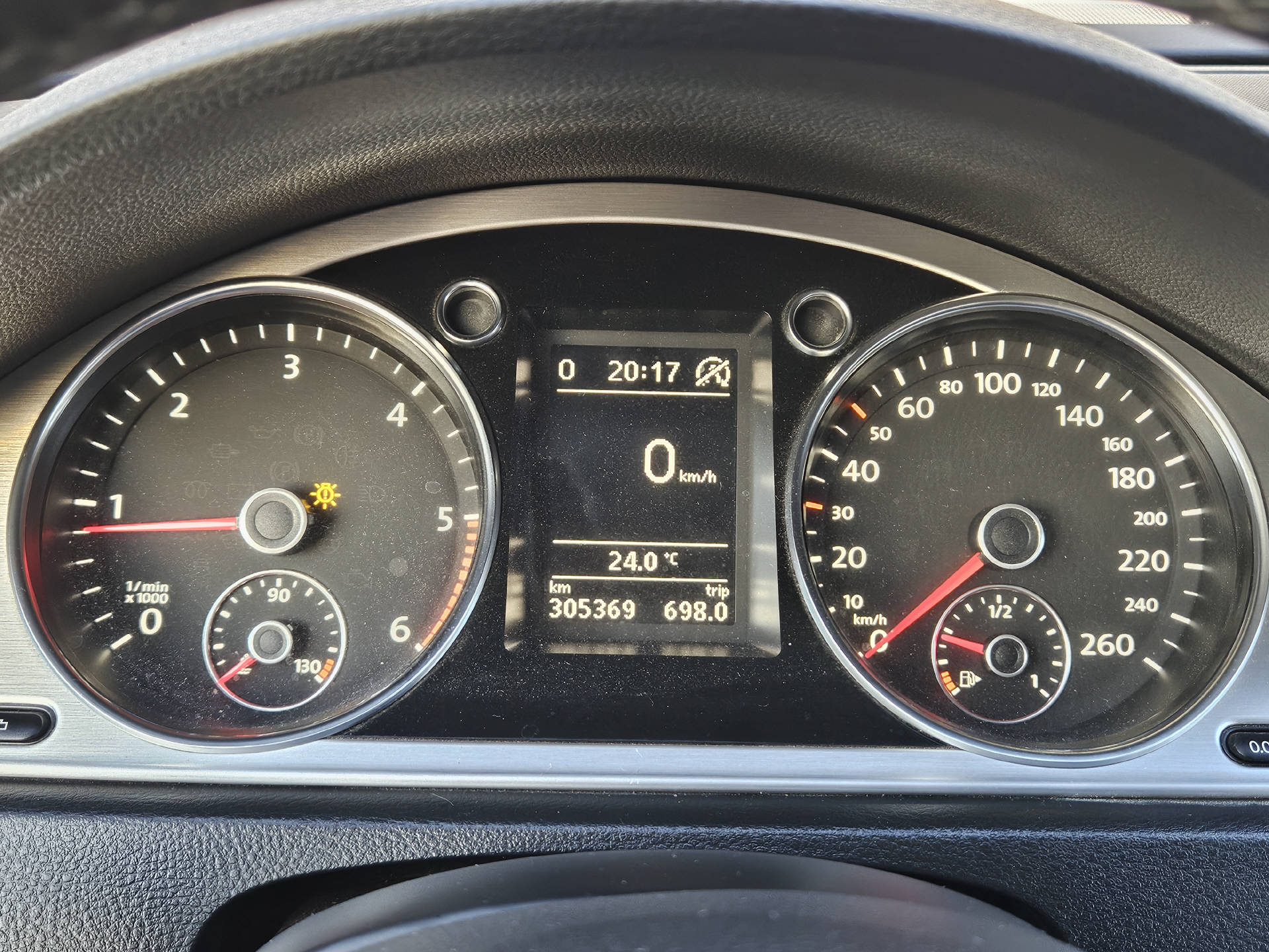 VW Passat Variant 2.0 TDI 170 BlueMT High.DSG 4m-image-8