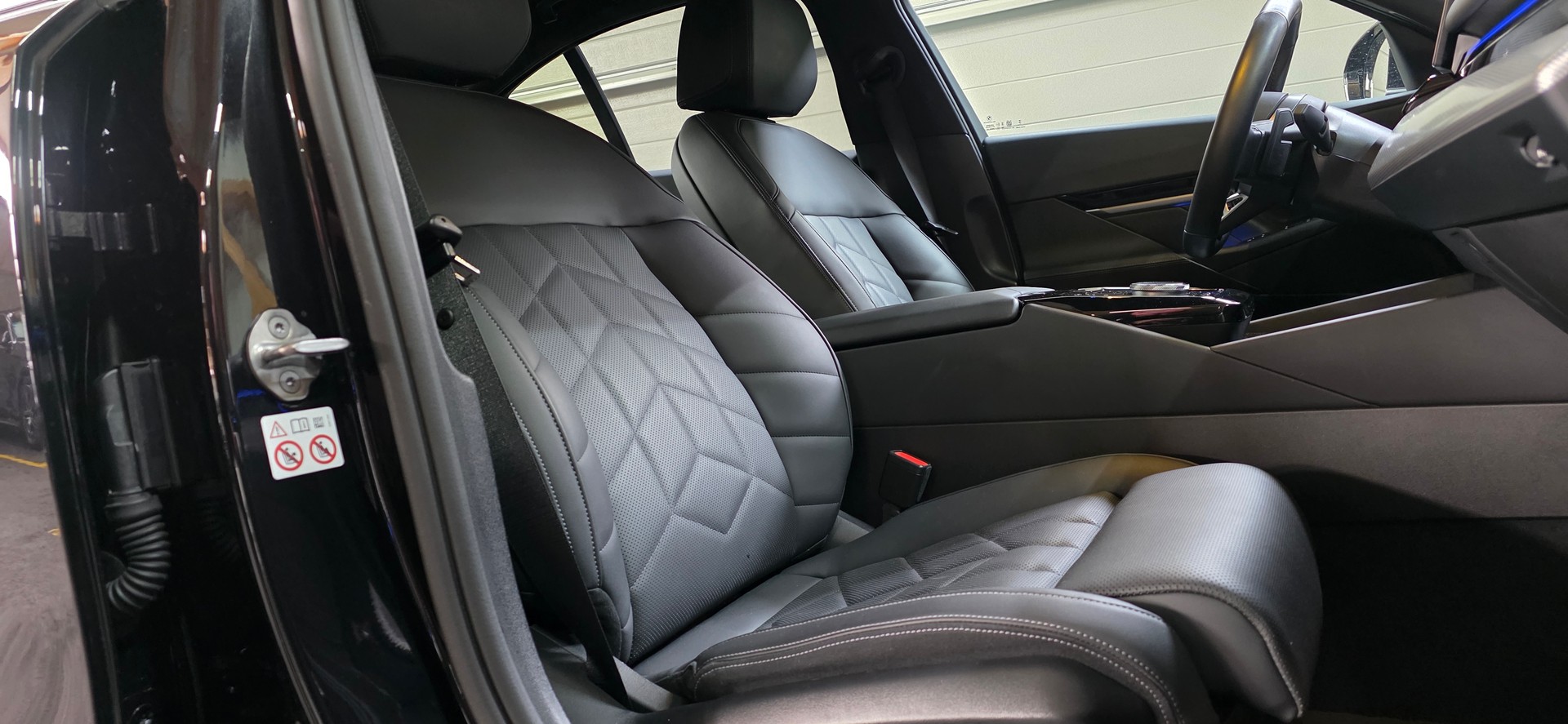 BMW 520d 48V M Sport Steptronic *Abstandsregler*CarPlay/AndroidAuto*Elektrische- Sitzheizung*Rückfahrkamera*-image-27