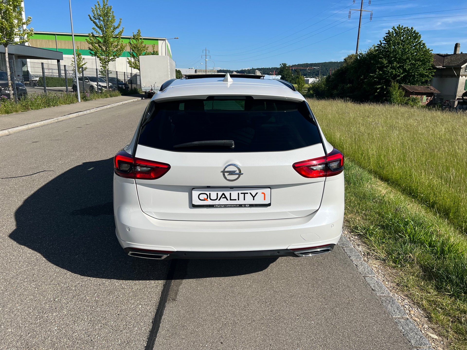 OPEL Insignia 2.0 BiDTI Sports- 360°-Kamera-Tourer Exclusive 4WD Auto-image-13